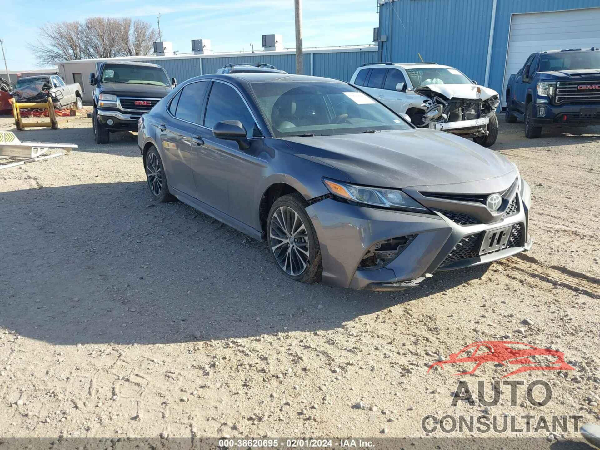 TOYOTA CAMRY 2020 - 4T1G11AK1LU341661
