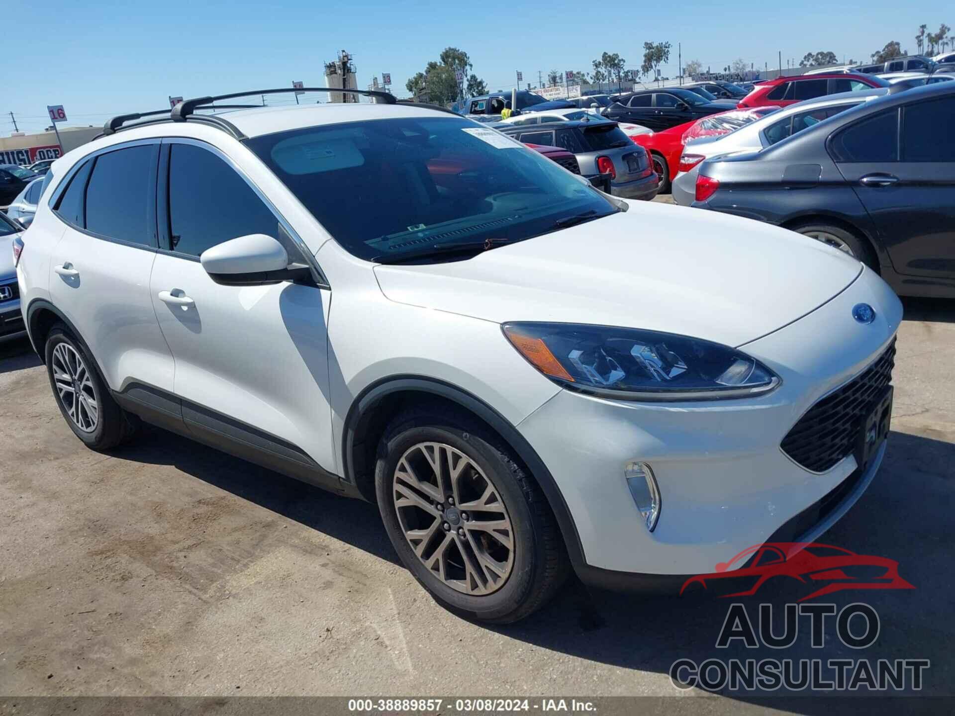 FORD ESCAPE 2021 - 1FMCU0H68MUB34274