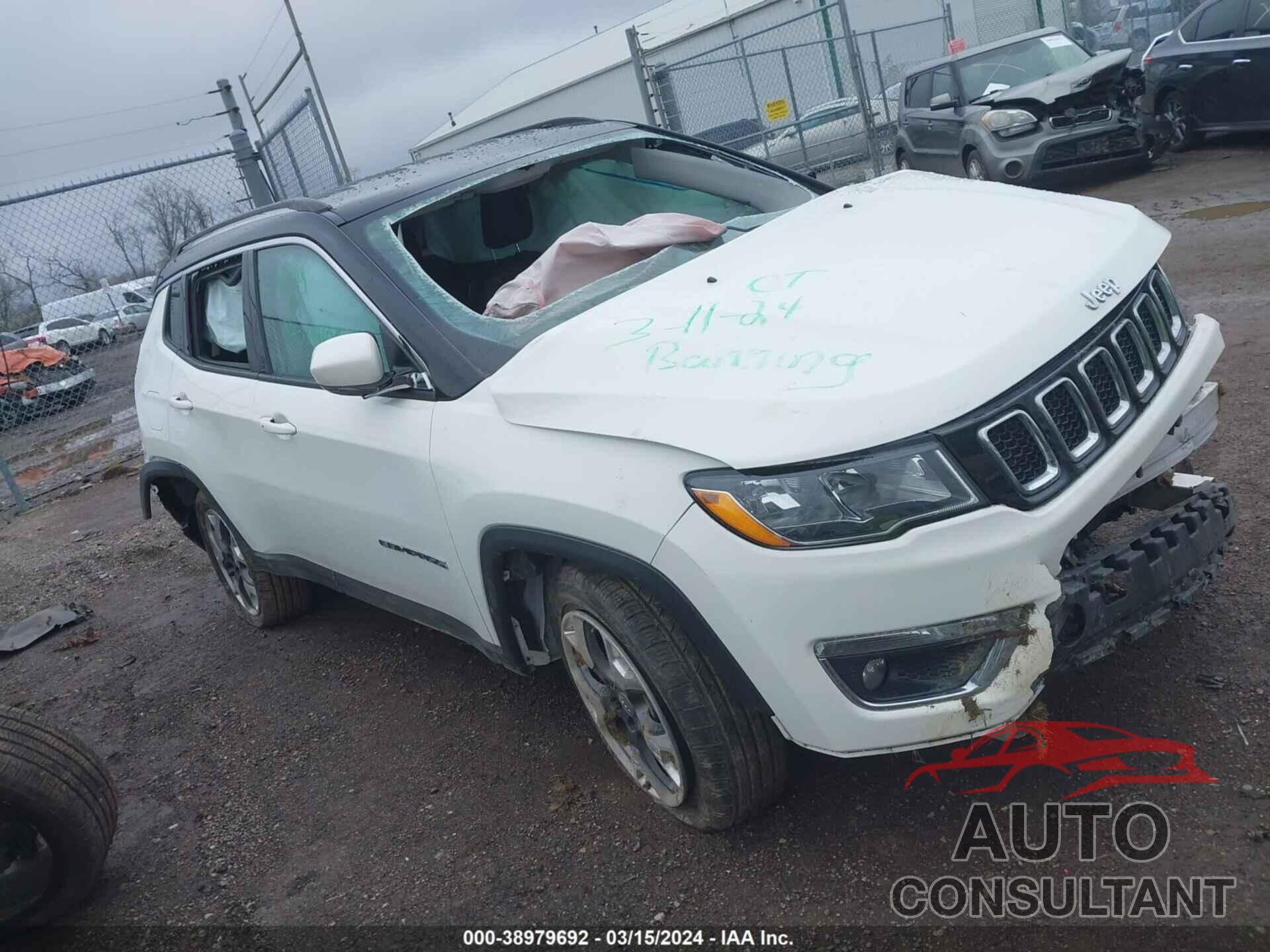 JEEP COMPASS 2018 - 3C4NJDCB2JT423416