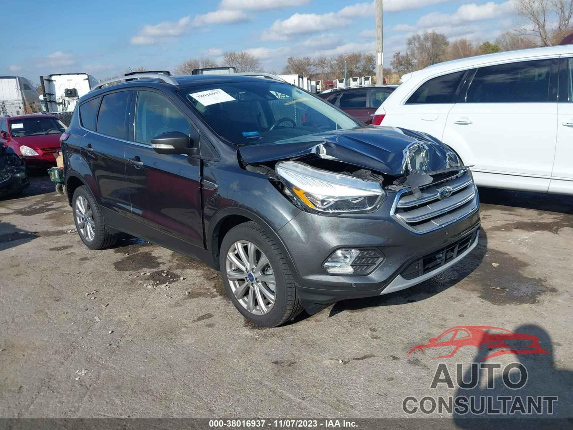 FORD ESCAPE 2018 - 1FMCU9J96JUD50449