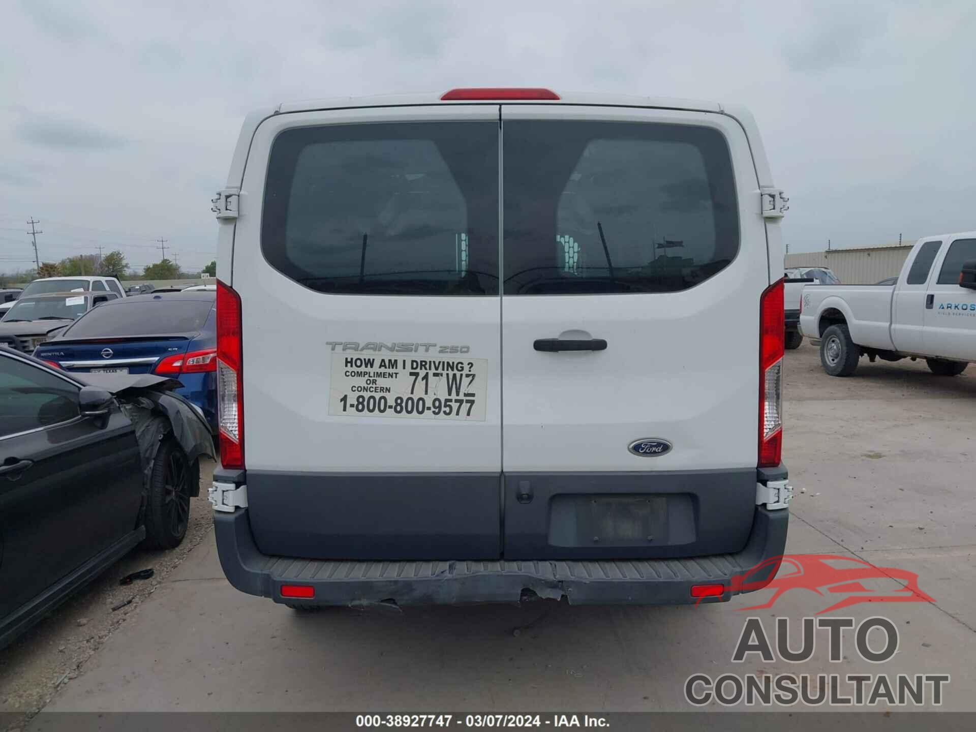 FORD TRANSIT 2017 - 1FTYR1ZM3HKB43349