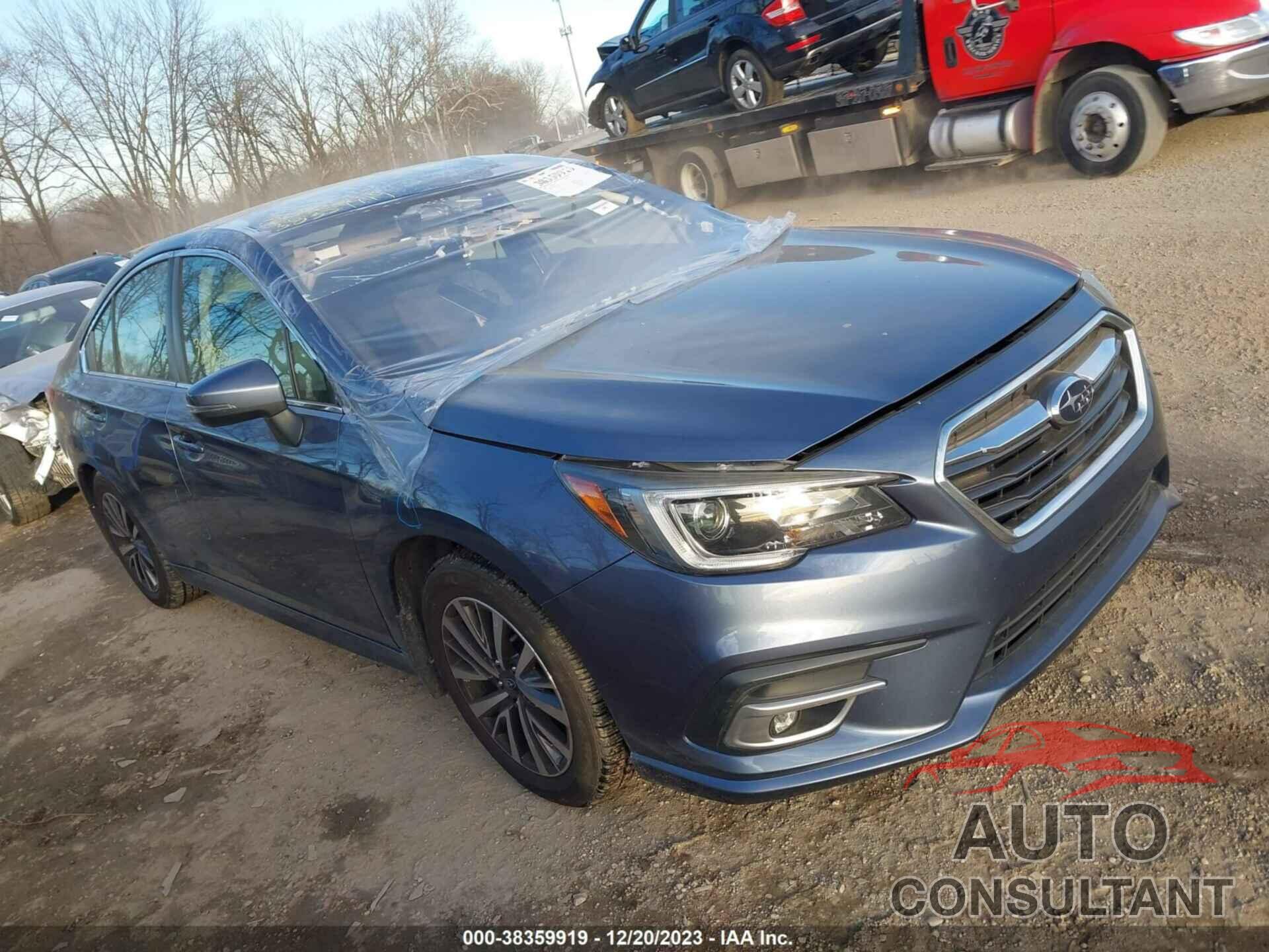 SUBARU LEGACY 2018 - 4S3BNAF60J3031728