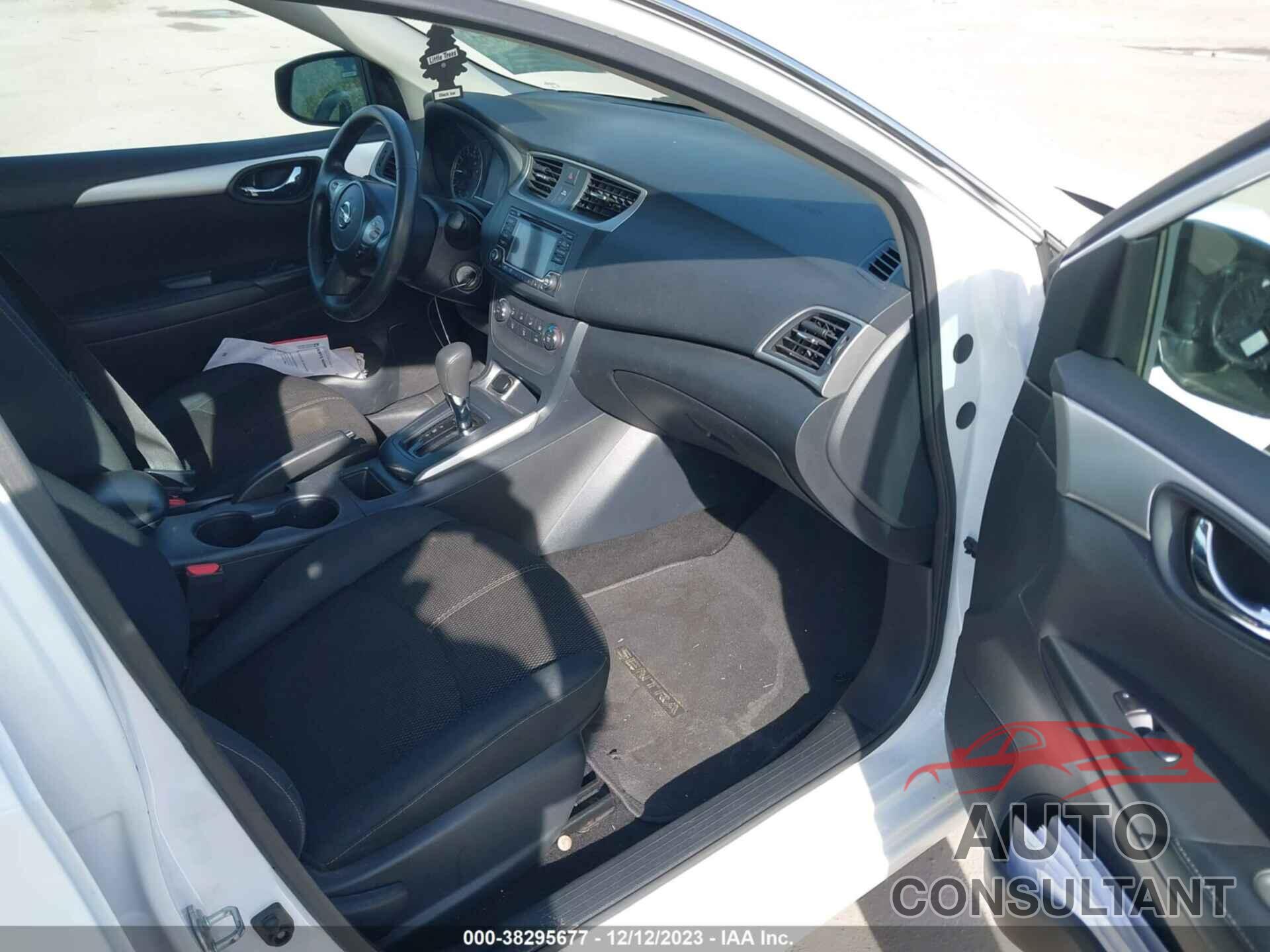 NISSAN SENTRA 2018 - 3N1AB7AP8JY206020