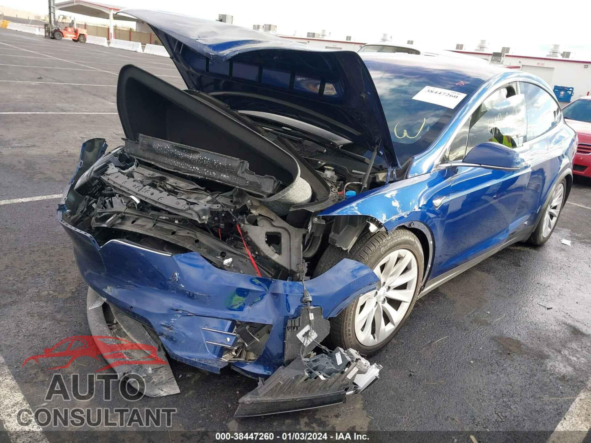TESLA MODEL X 2017 - 5YJXCBE21HF040161