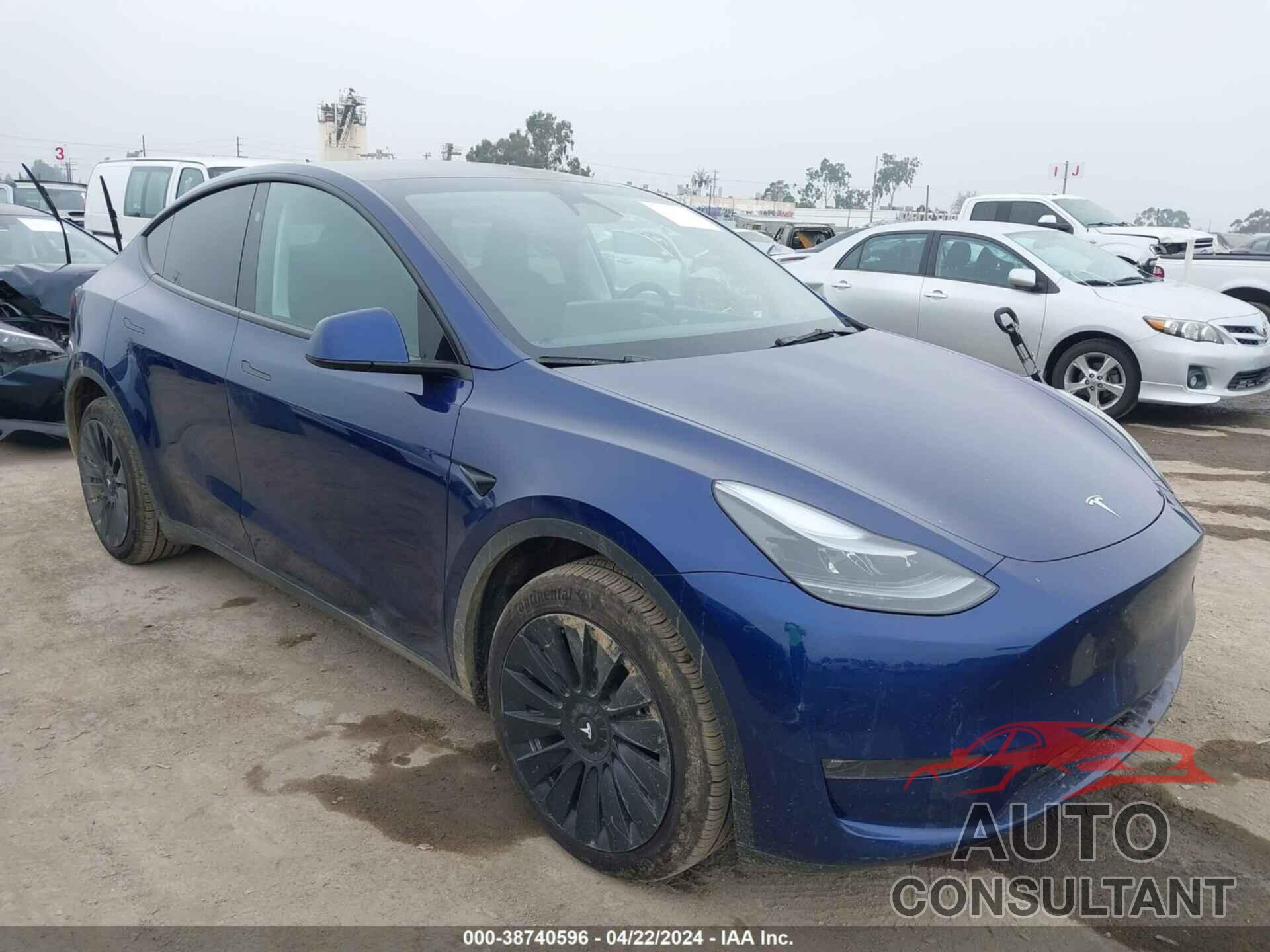 TESLA MODEL Y 2023 - 7SAYGDEE4PF858516