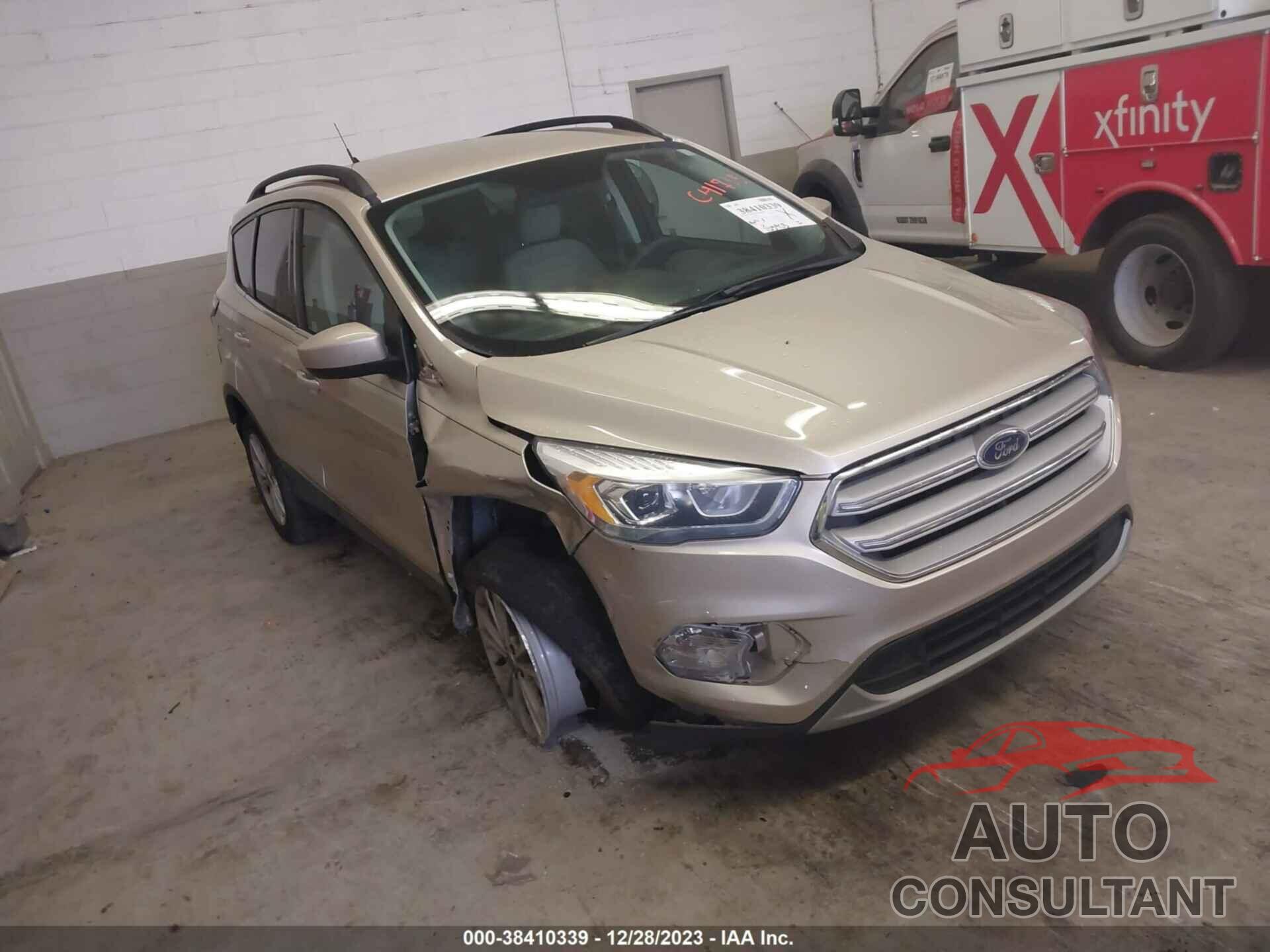 FORD ESCAPE 2018 - 1FMCU0HD7JUC41715