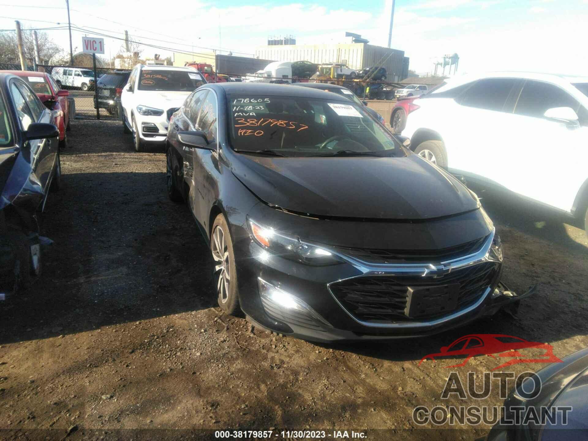 CHEVROLET MALIBU 2021 - 1G1ZG5ST2MF051003