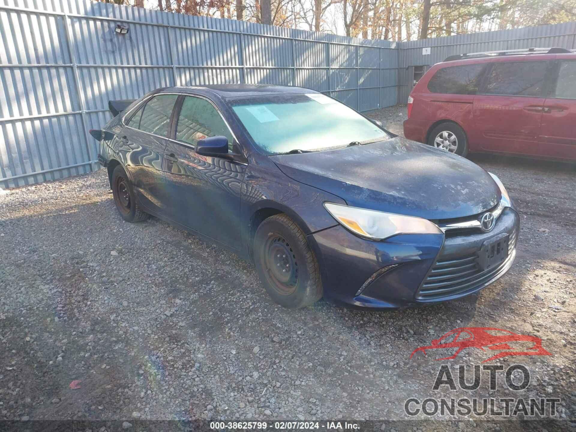TOYOTA CAMRY 2016 - 4T4BF1FK7GR549477