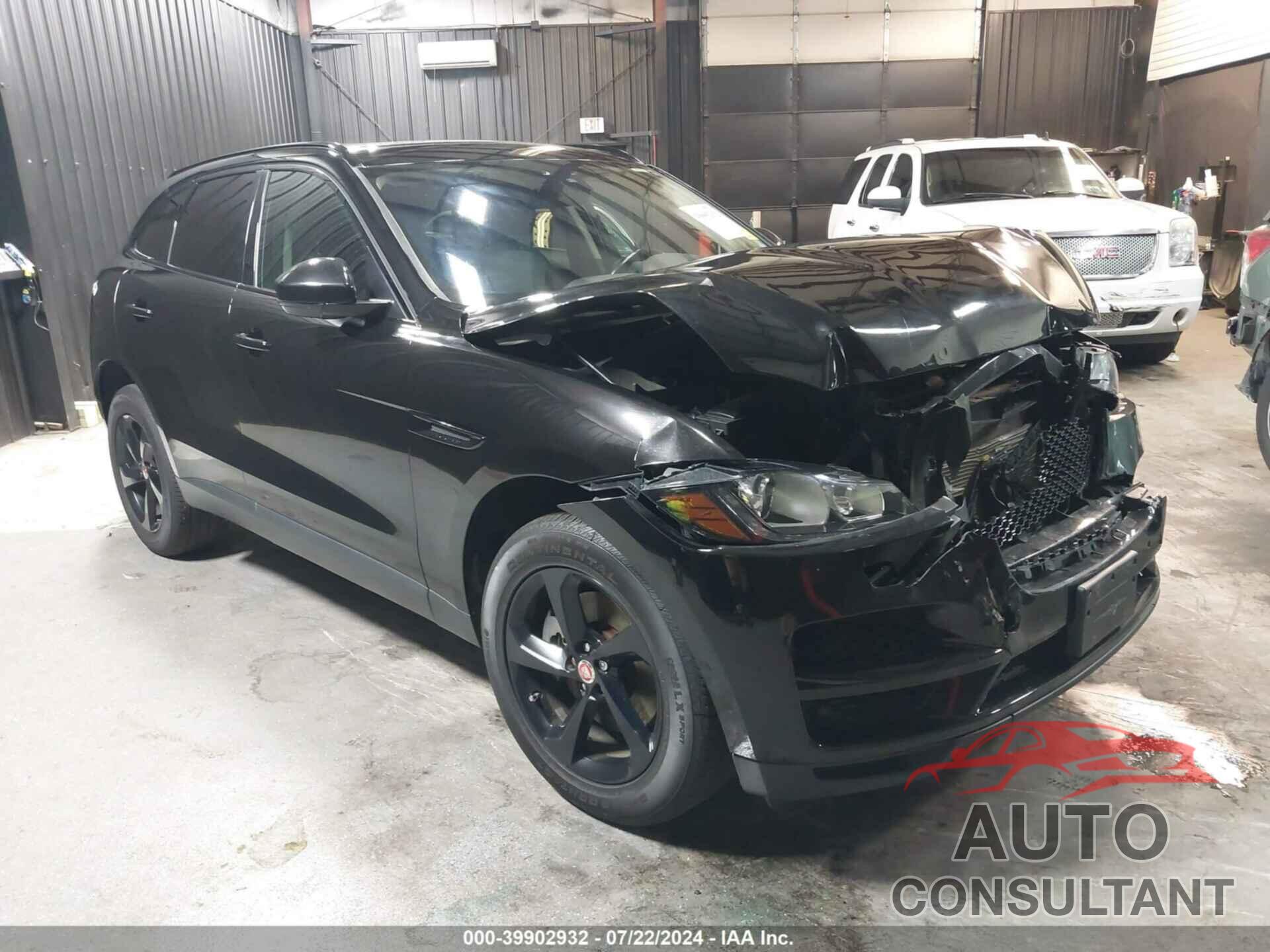 JAGUAR F-PACE 2019 - SADCK2GX3KA395525