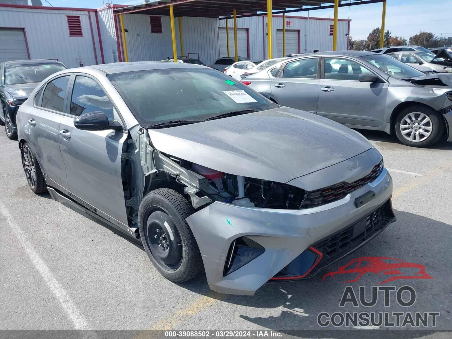 KIA FORTE 2024 - 3KPF44AC3RE729502