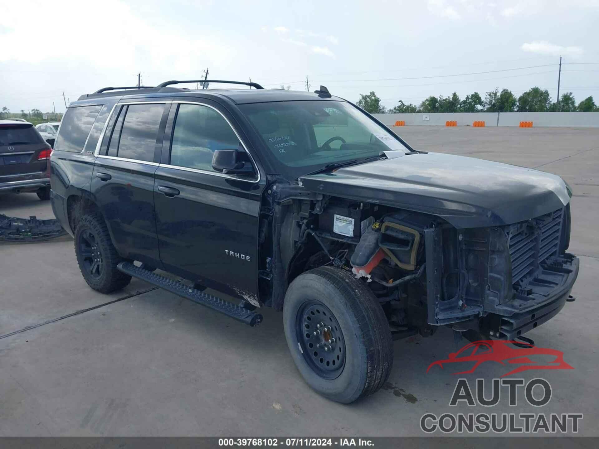 CHEVROLET TAHOE 2017 - 1GNSKBKC8HR319974