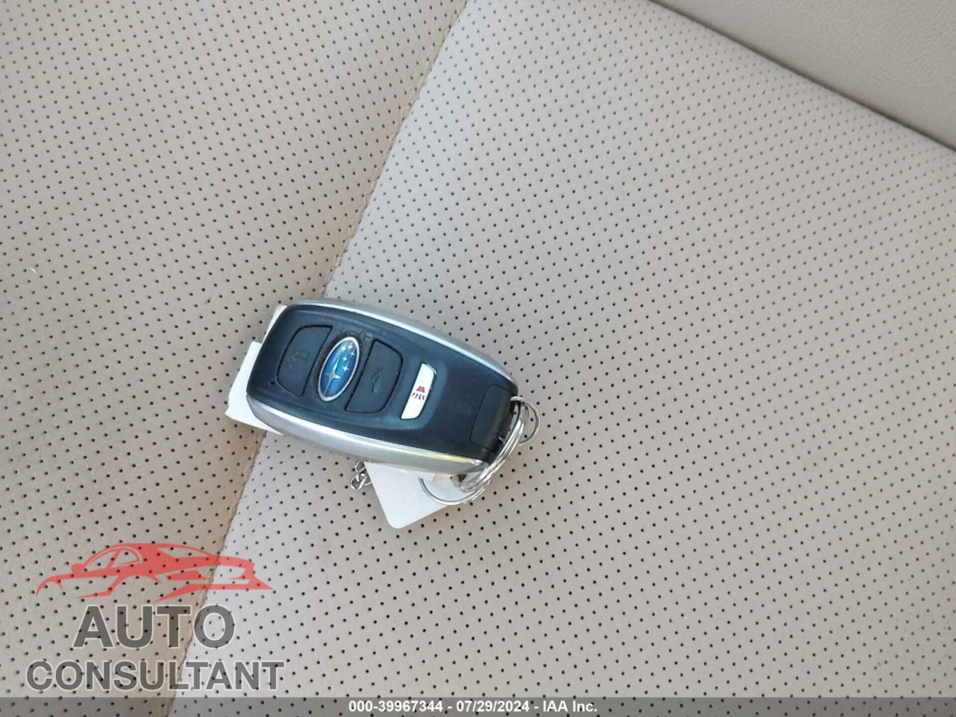 SUBARU OUTBACK 2018 - 4S4BSANC2J3248564