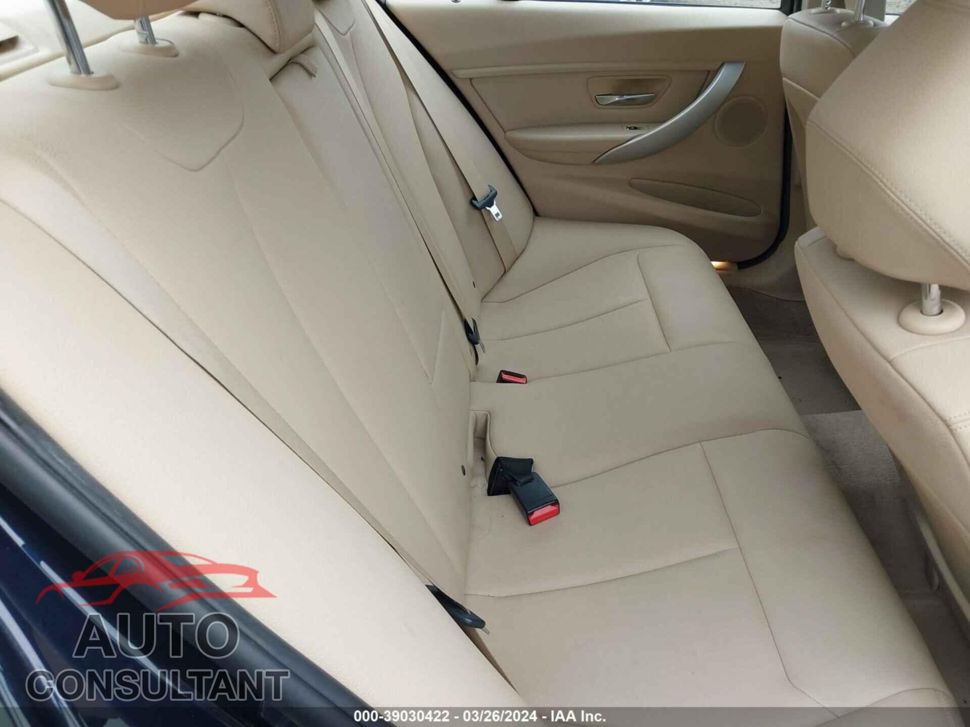 BMW 320I 2016 - WBA8E5G54GNT40166