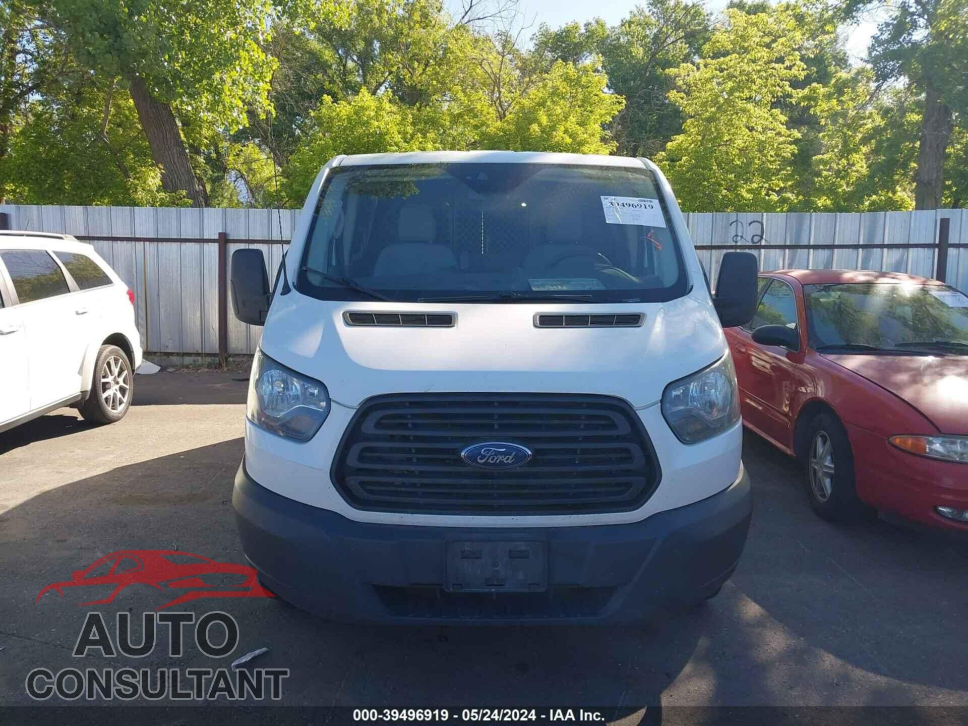 FORD TRANSIT 2017 - 1FTYR1YM5HKA27751