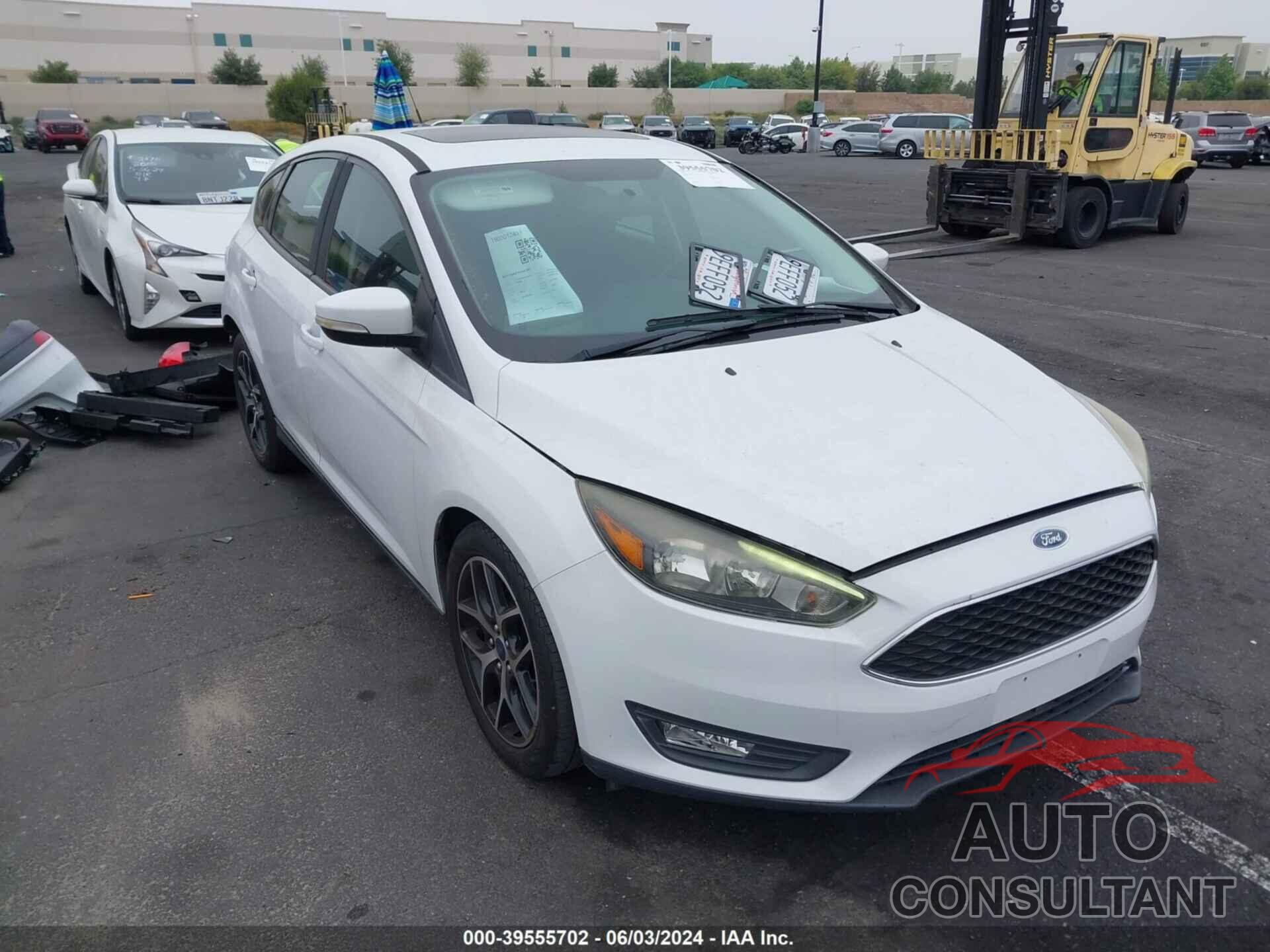 FORD FOCUS 2017 - 1FADP3M21HL290520