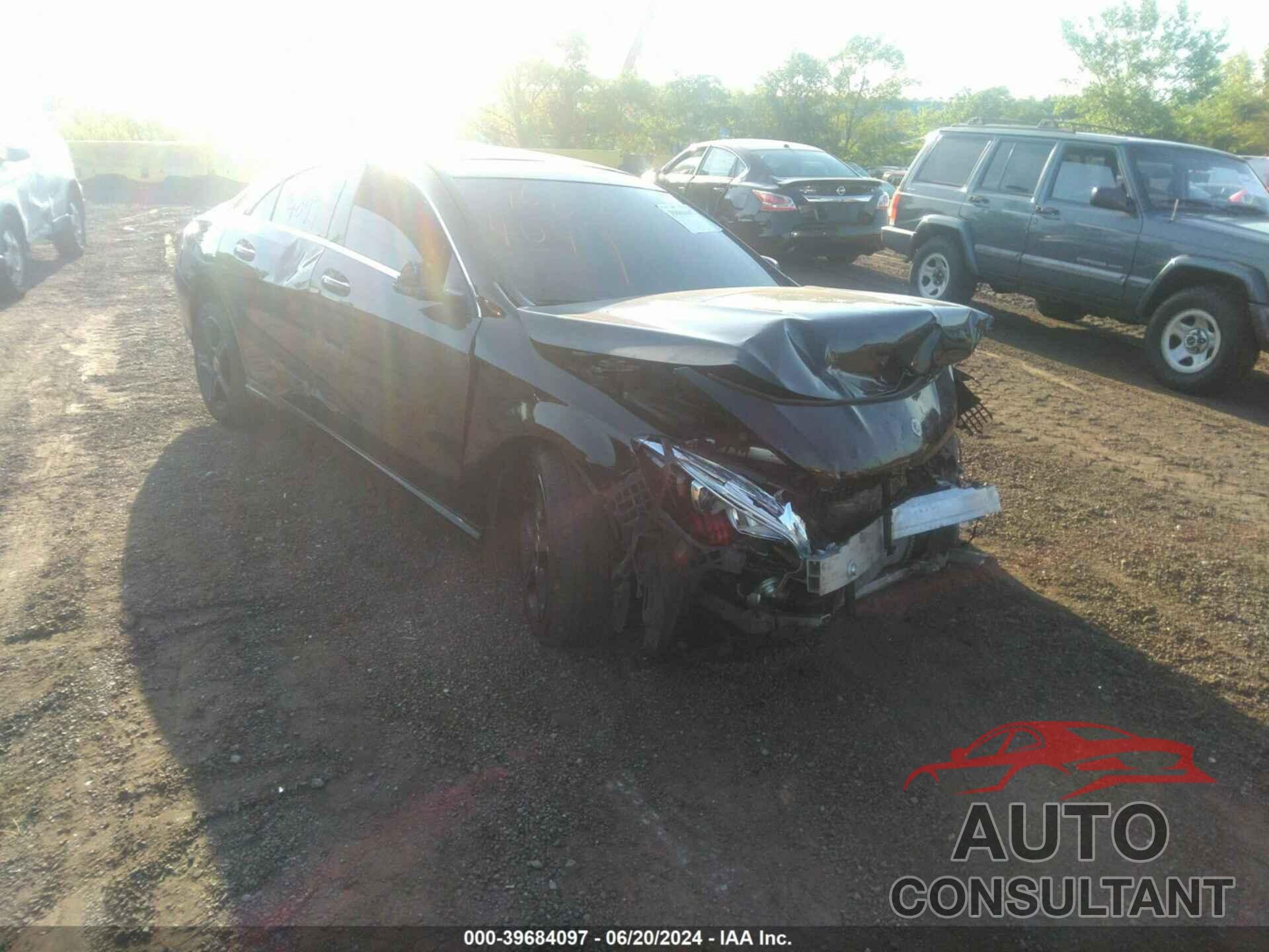 MERCEDES-BENZ CLA 250 2019 - WDDSJ4GB1KN771406