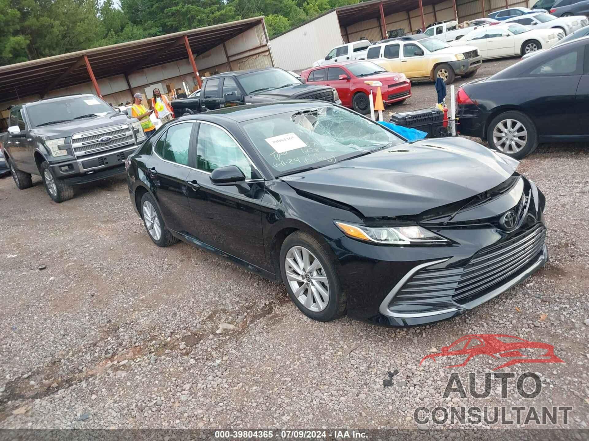 TOYOTA CAMRY 2023 - 4T1C11AKXPU791278