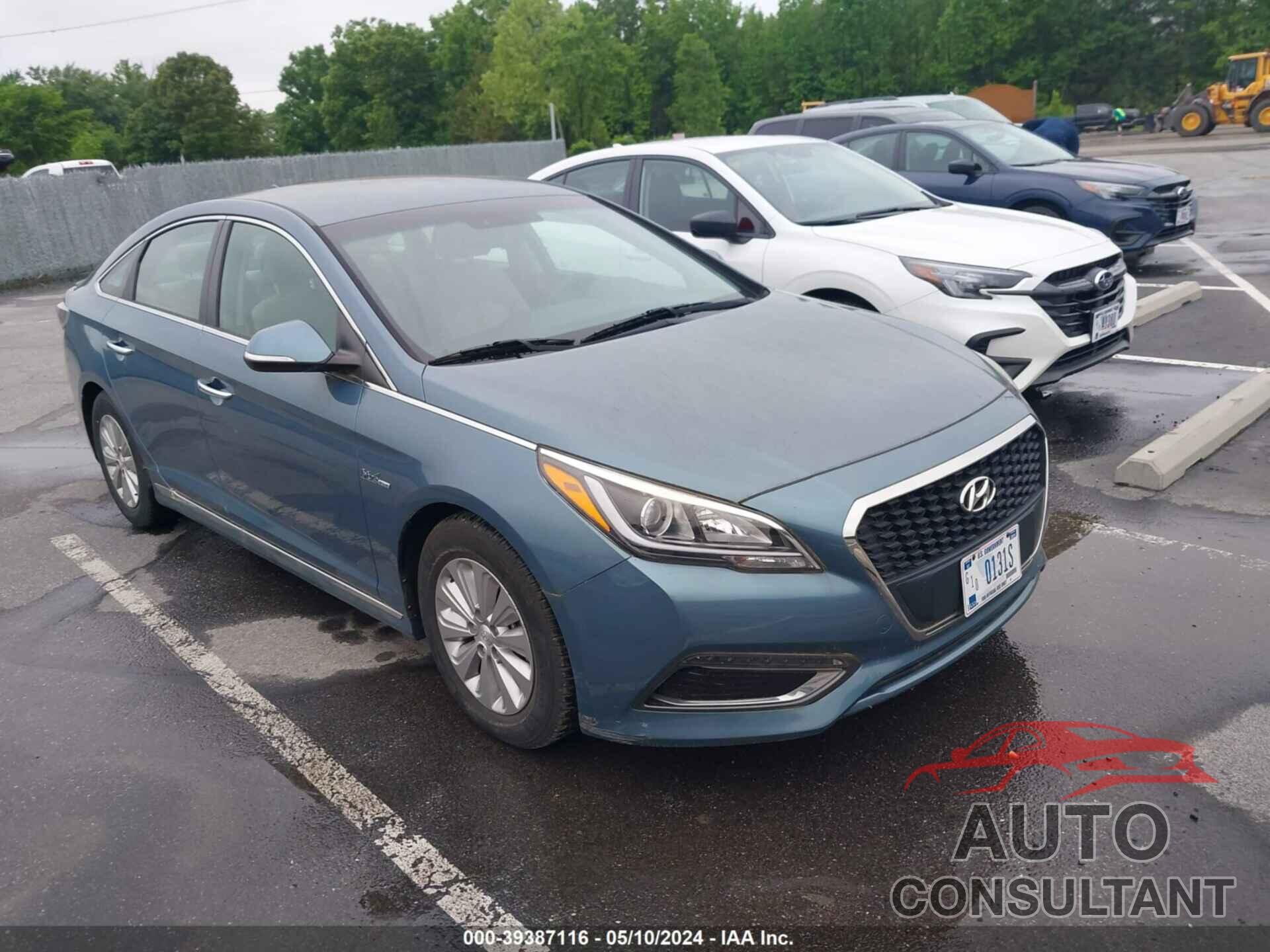 HYUNDAI SONATA 2016 - KMHE24L10GA035309