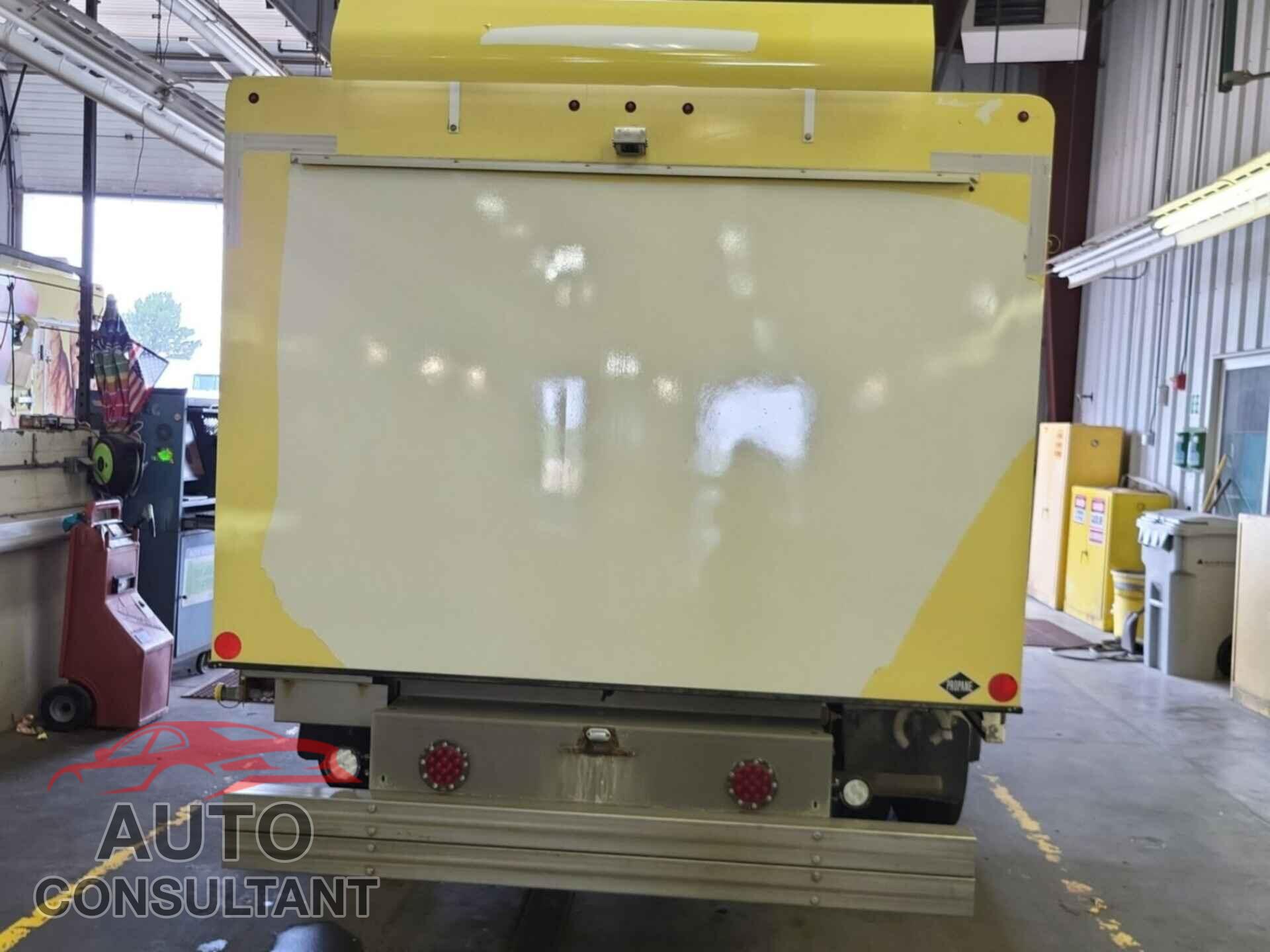 FORD ECONOLINE 2017 - 1FDXE4FS5HDC69093