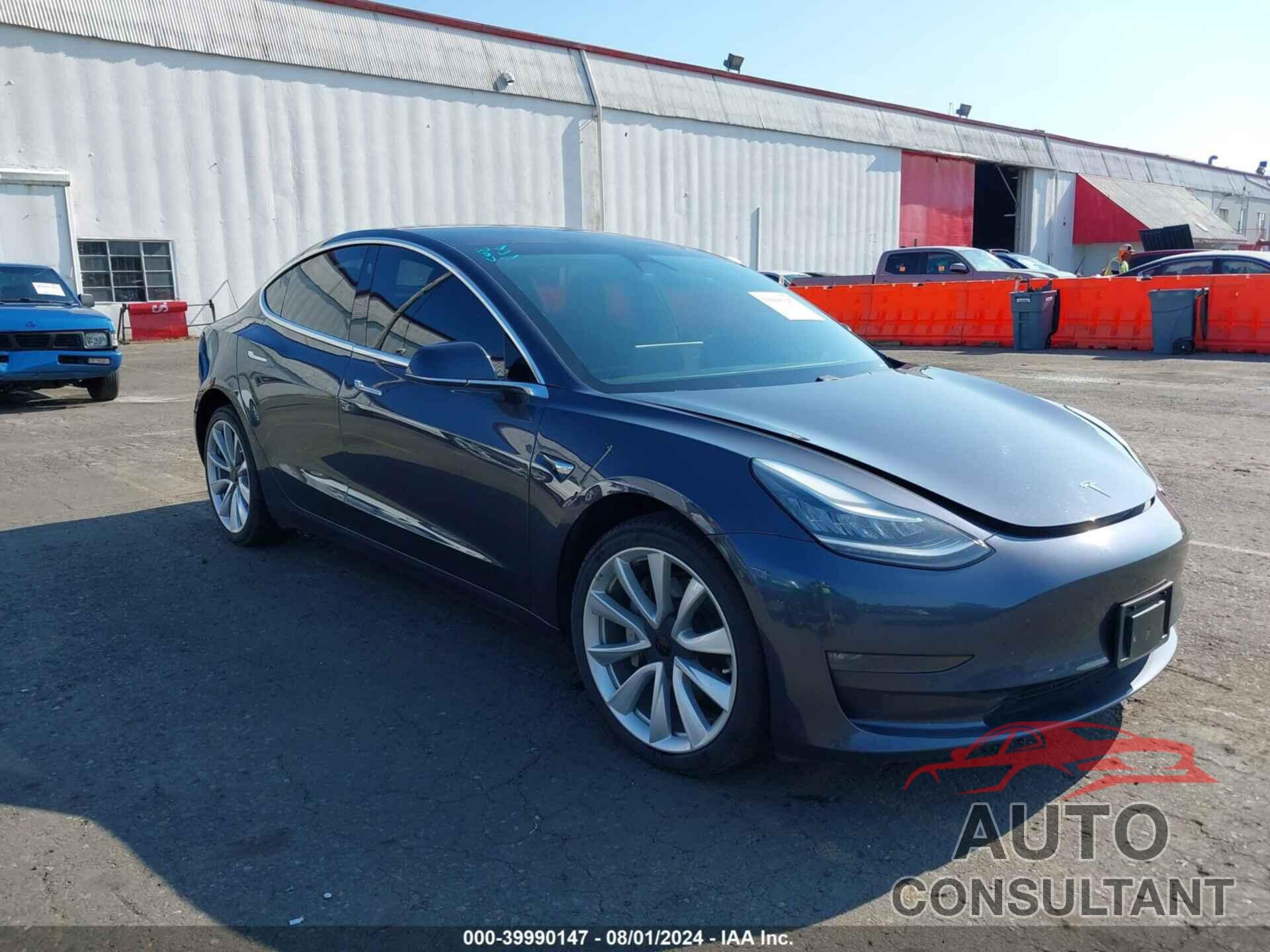 TESLA MODEL 3 2018 - 5YJ3E1EBXJF103797