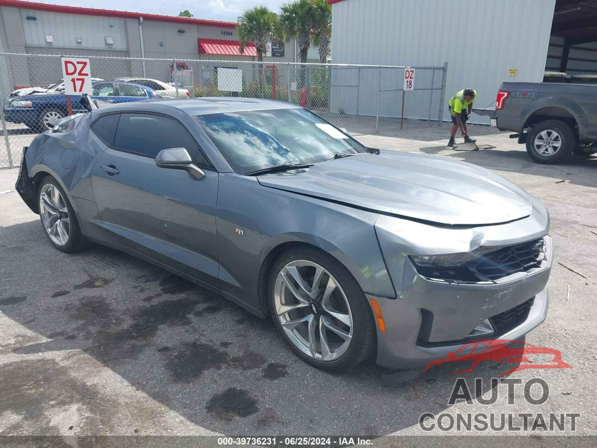 CHEVROLET CAMARO 2019 - 1G1FB1RXXK0115808