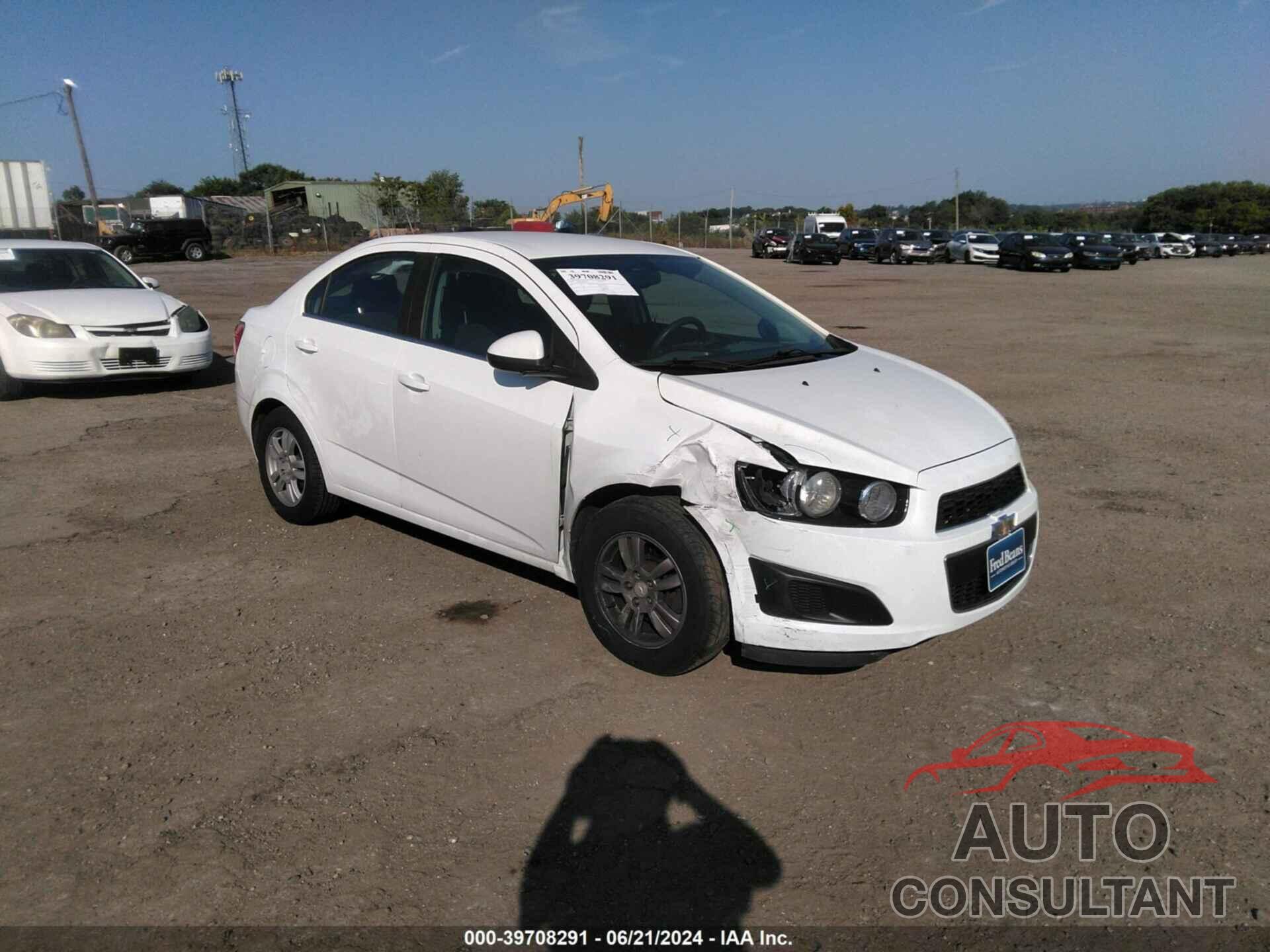 CHEVROLET SONIC 2016 - 1G1JC5SHXG4160569