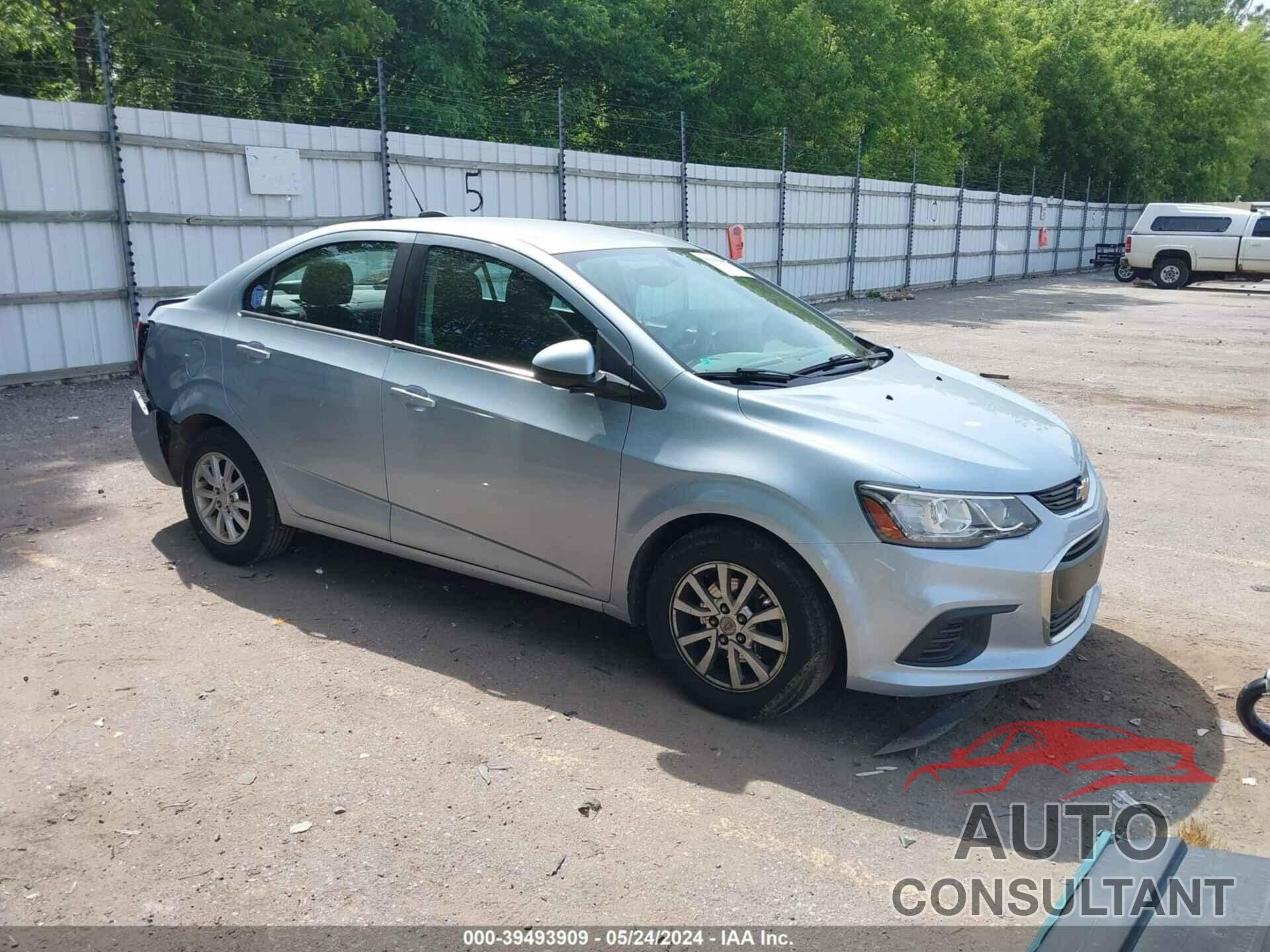 CHEVROLET SONIC 2017 - 1G1JD5SG0H4124038