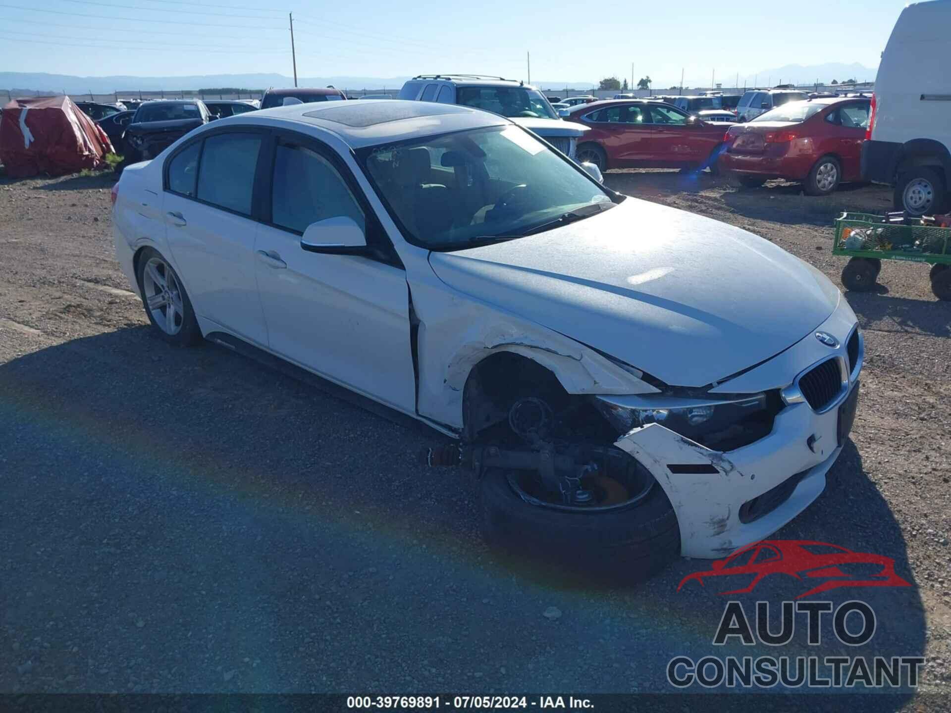 BMW 328I 2013 - WBA3C1G59DNR47751