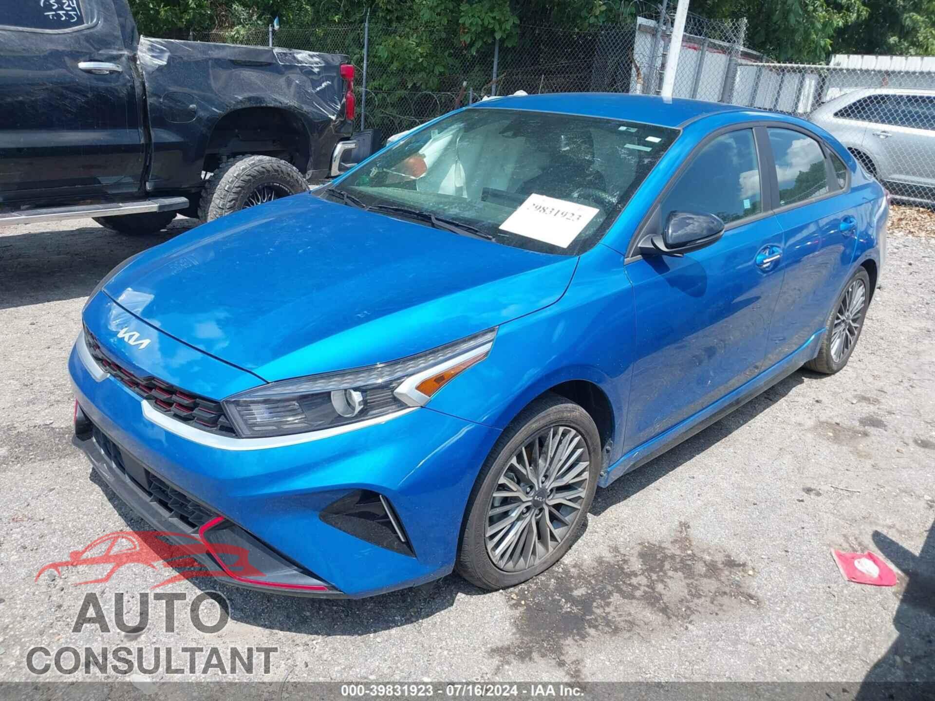KIA FORTE 2023 - 3KPF54AD3PE572329