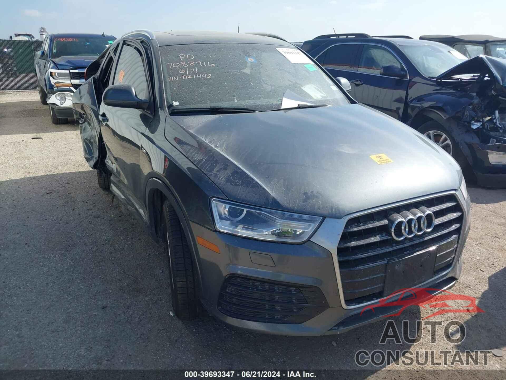 AUDI Q3 2018 - WA1BCCFS1JR021442