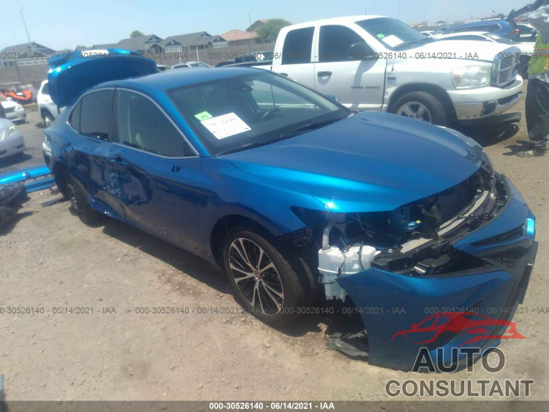 TOYOTA CAMRY 2020 - 4T1G11AK9LU399517