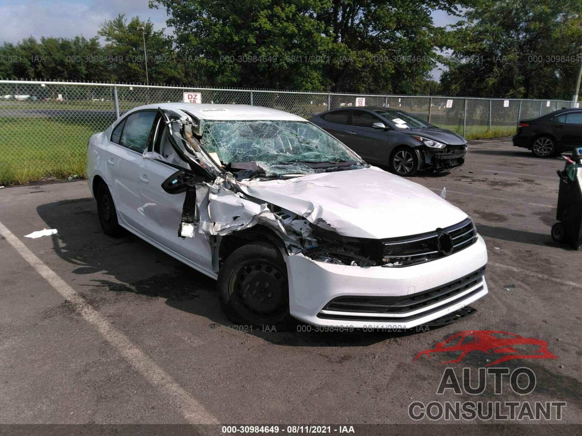VOLKSWAGEN JETTA 2017 - 3VW167AJ8HM271672
