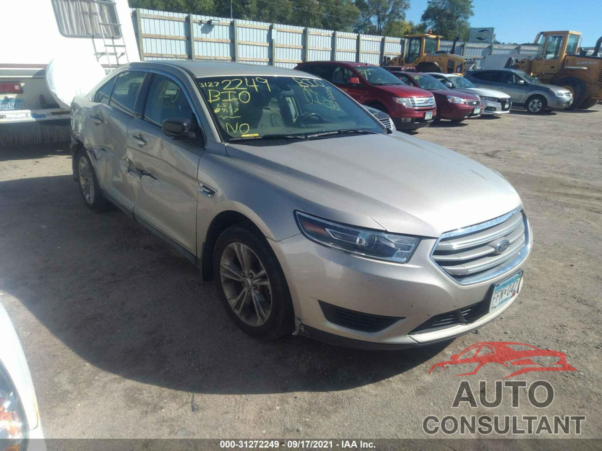 FORD TAURUS 2018 - 1FAHP2D82JG138924