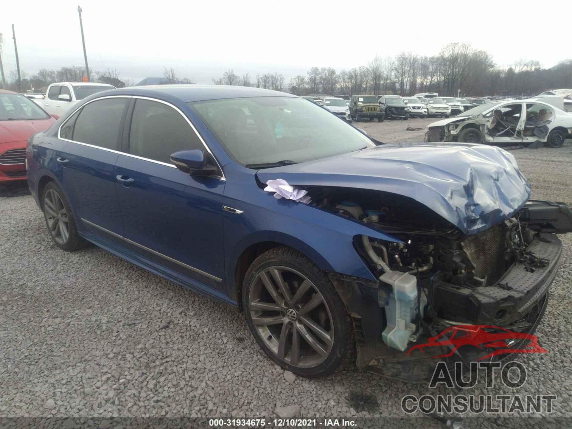 VOLKSWAGEN PASSAT 2017 - 1VWDT7A30HC050463