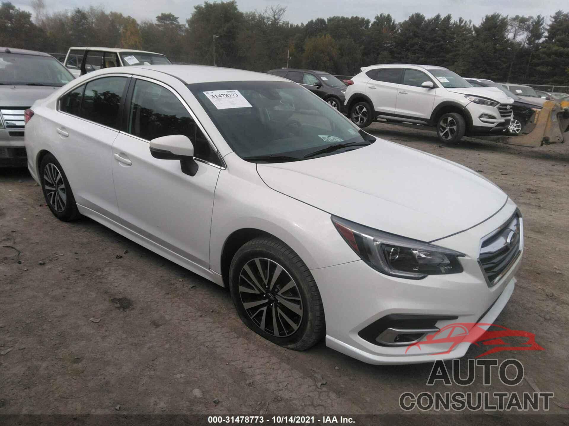 SUBARU LEGACY 2019 - 4S3BNAF64K3039672