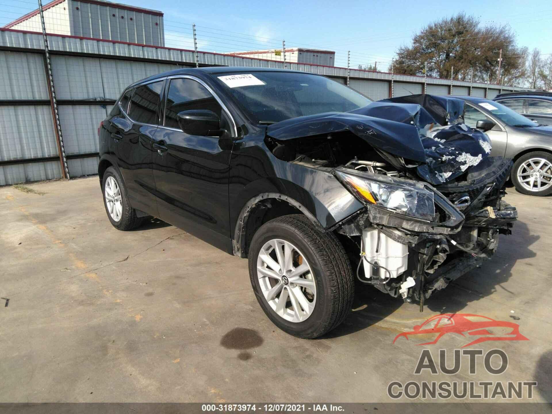 NISSAN ROGUE SPORT 2019 - JN1BJ1CP8KW528389