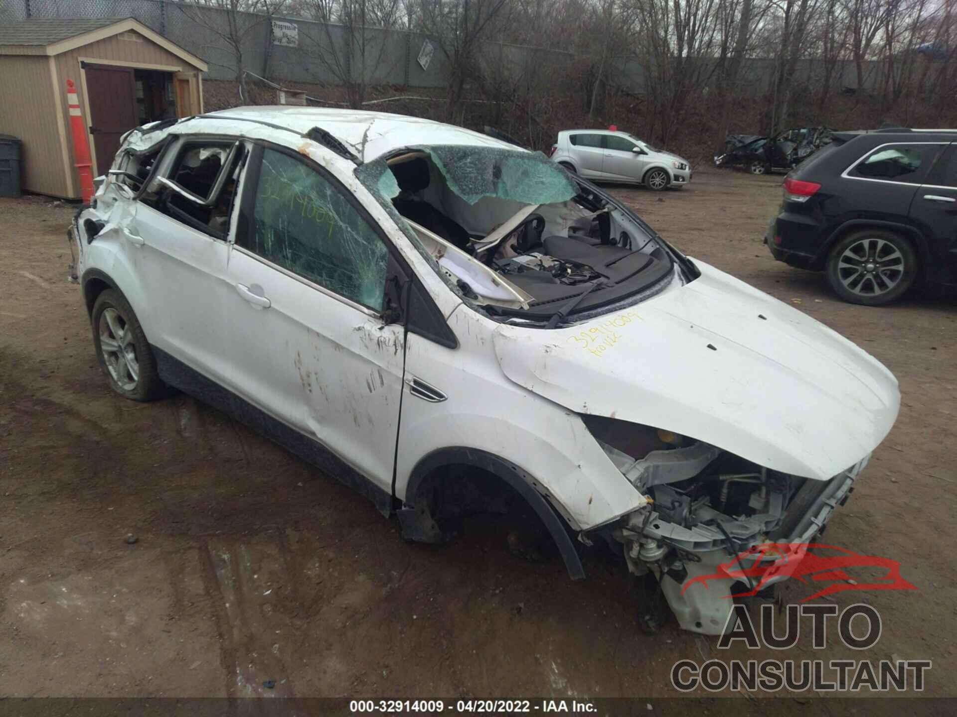 FORD ESCAPE 2016 - 1FMCU9G99GUA14570