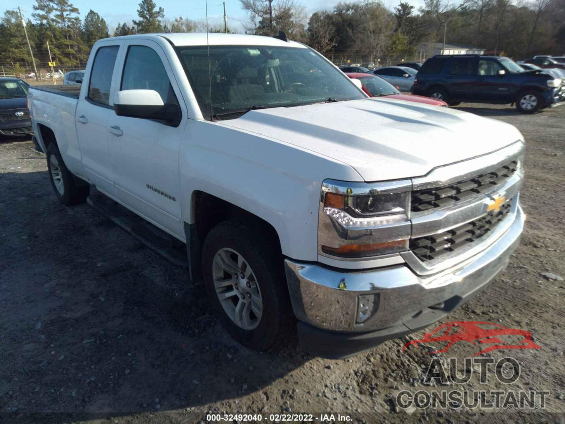 CHEVROLET SILVERADO 1500 2017 - 1GCVKREC8HZ218444