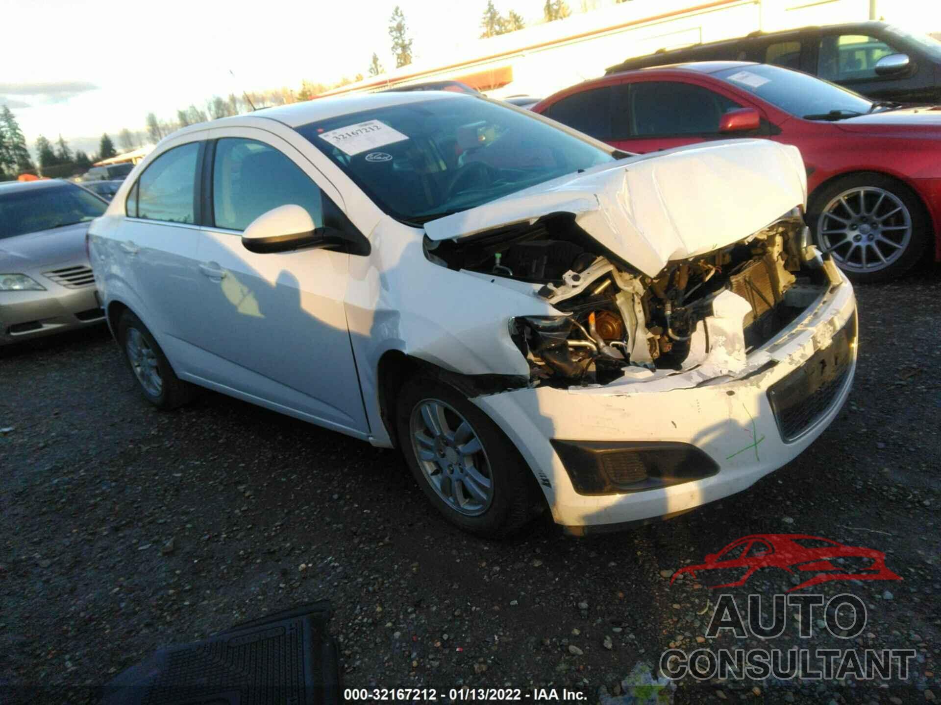 CHEVROLET SONIC 2016 - 1G1JC5SG3G4141563