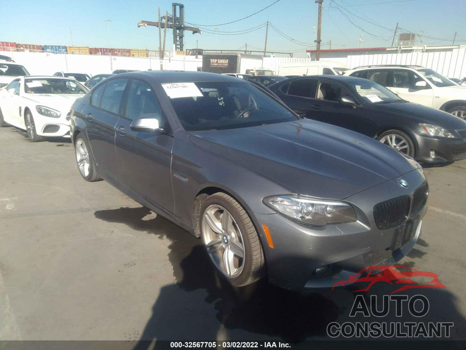 BMW 5 SERIES 2016 - WBA5B1C56GG551092