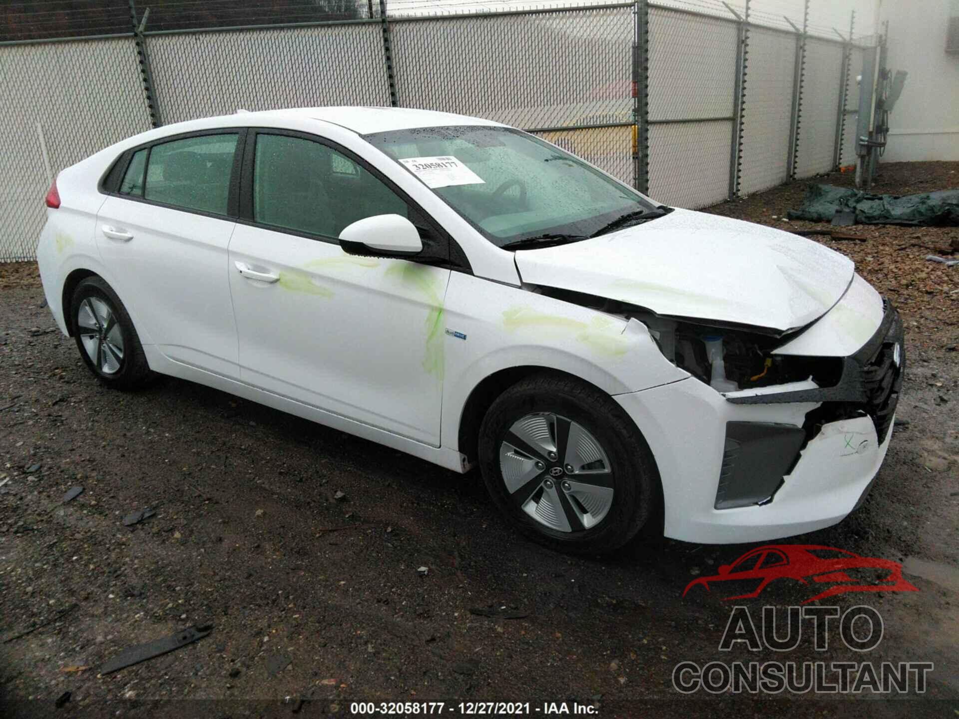 HYUNDAI IONIQ HYBRID 2017 - KMHC65LC1HU024855