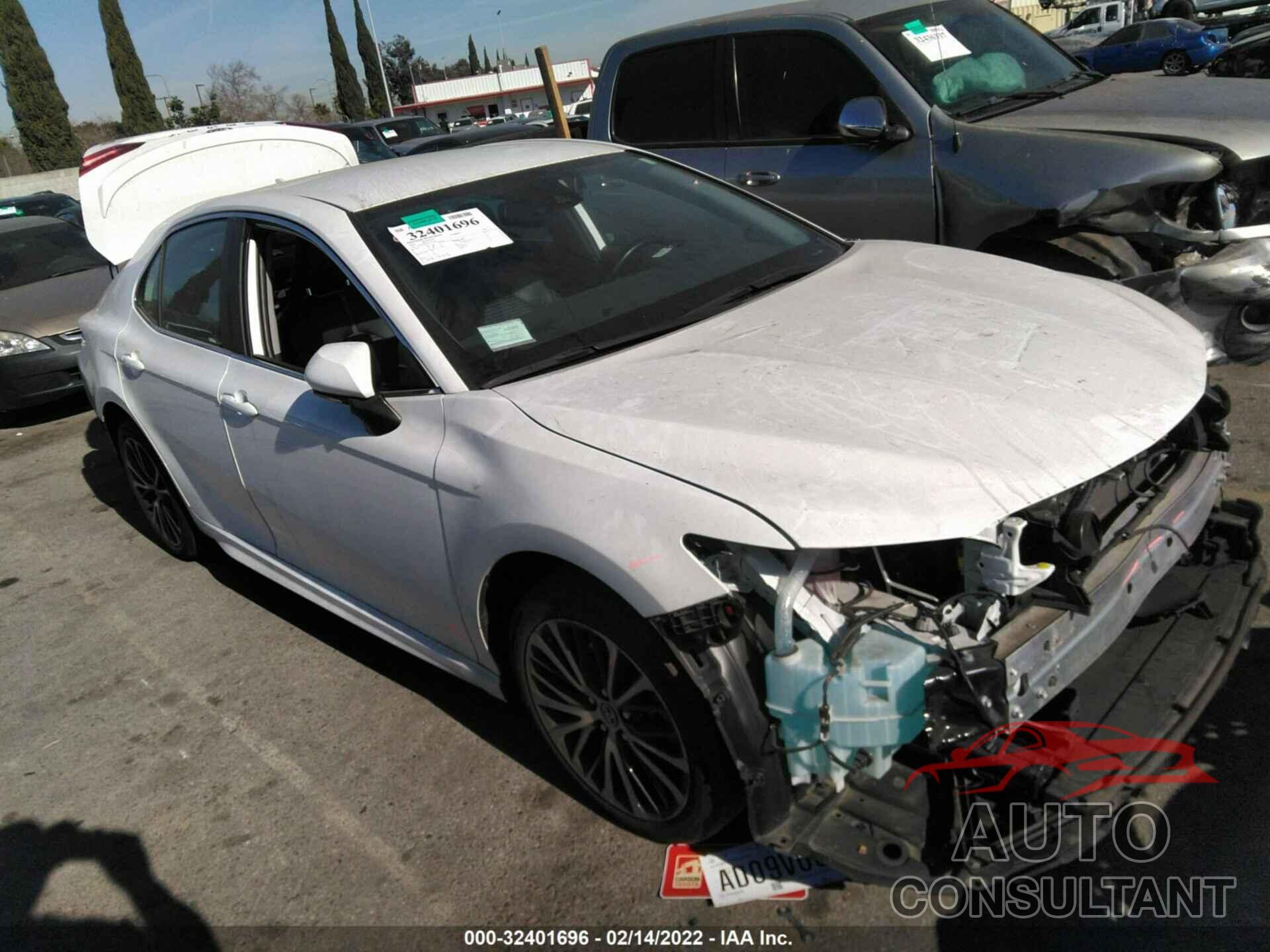 TOYOTA CAMRY 2019 - 4T1B11HK2KU160390