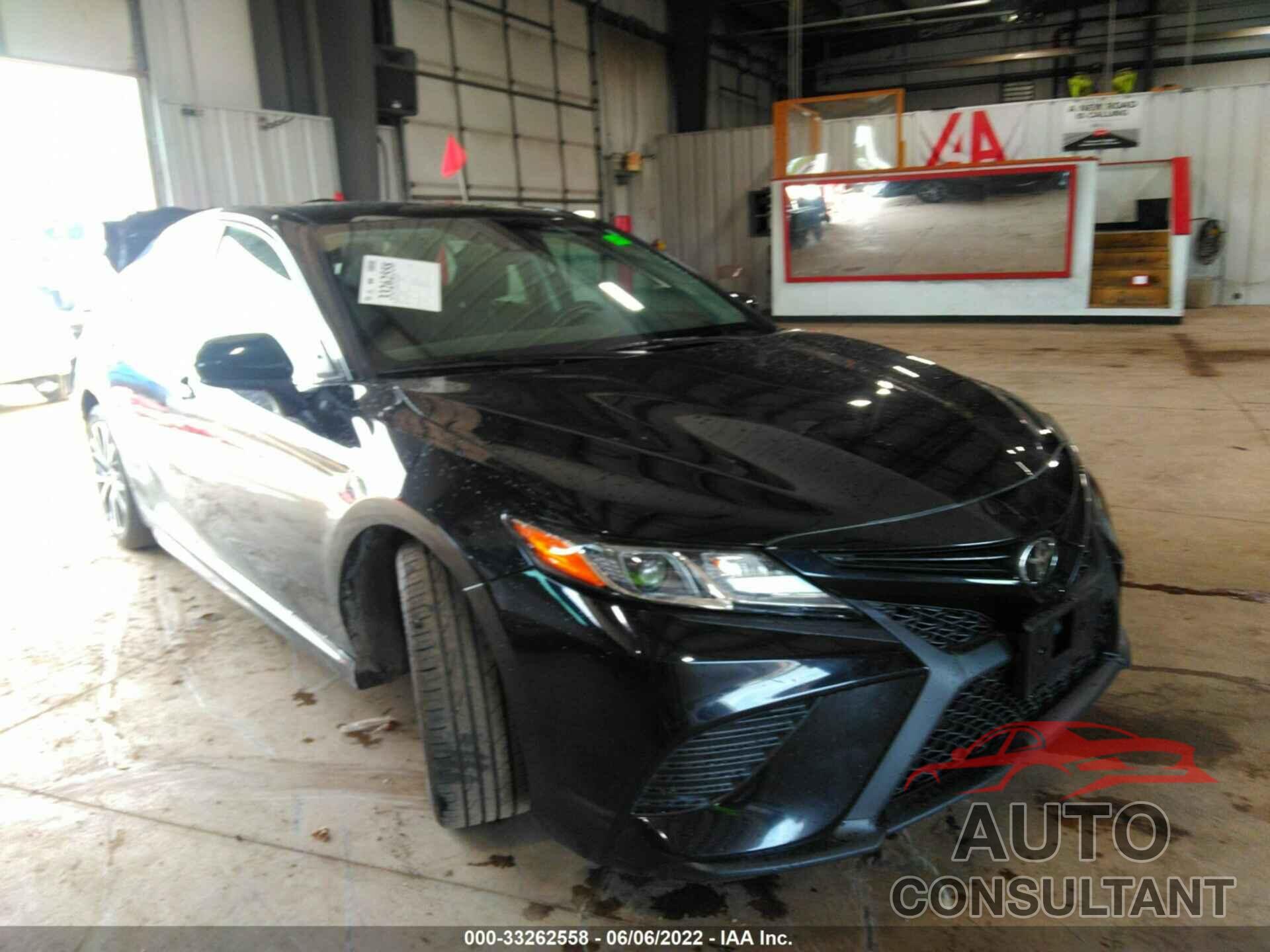 TOYOTA CAMRY 2020 - 4T1G11AK1LU943072