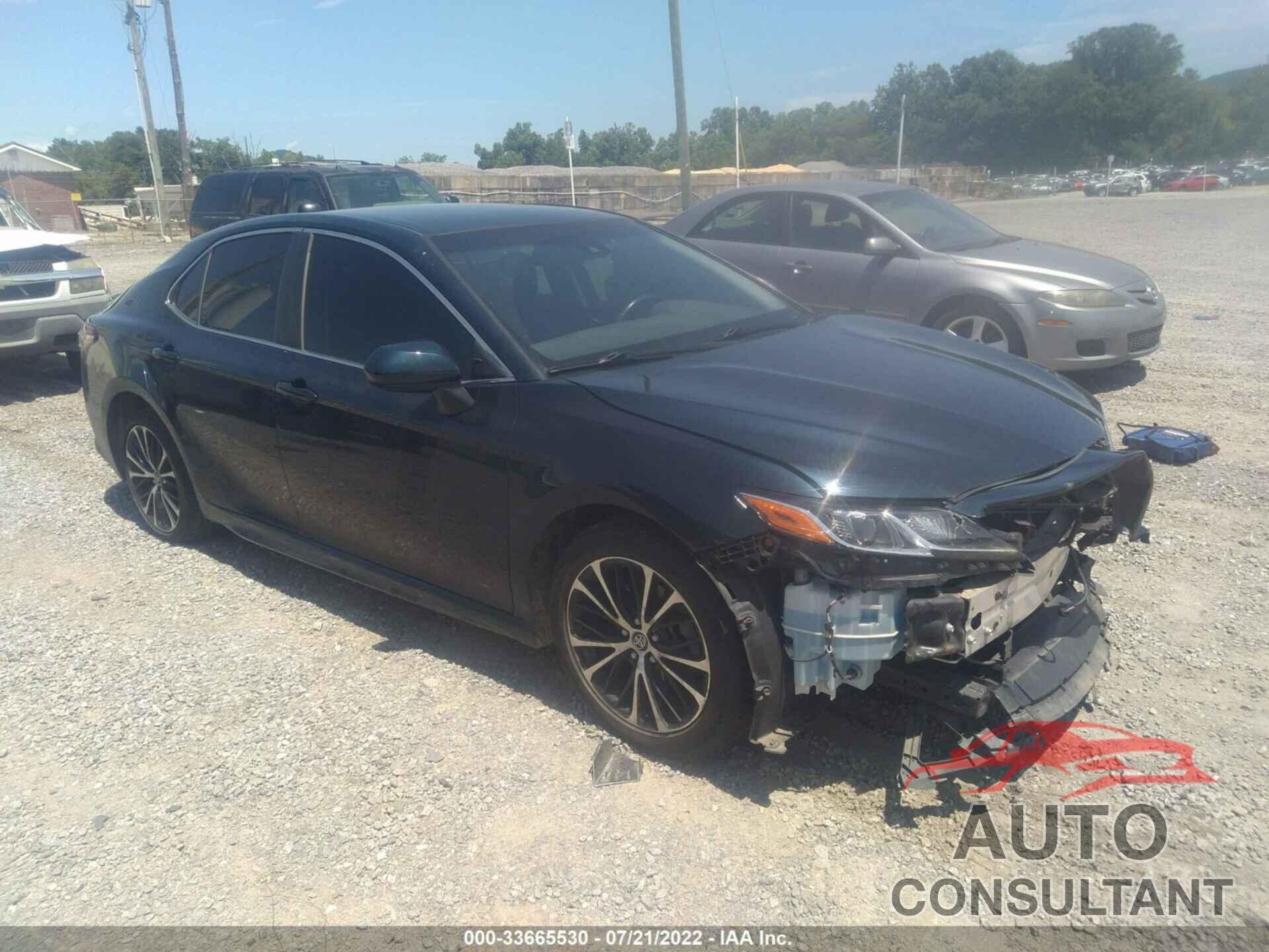 TOYOTA CAMRY 2018 - JTNB11HK4J3030924