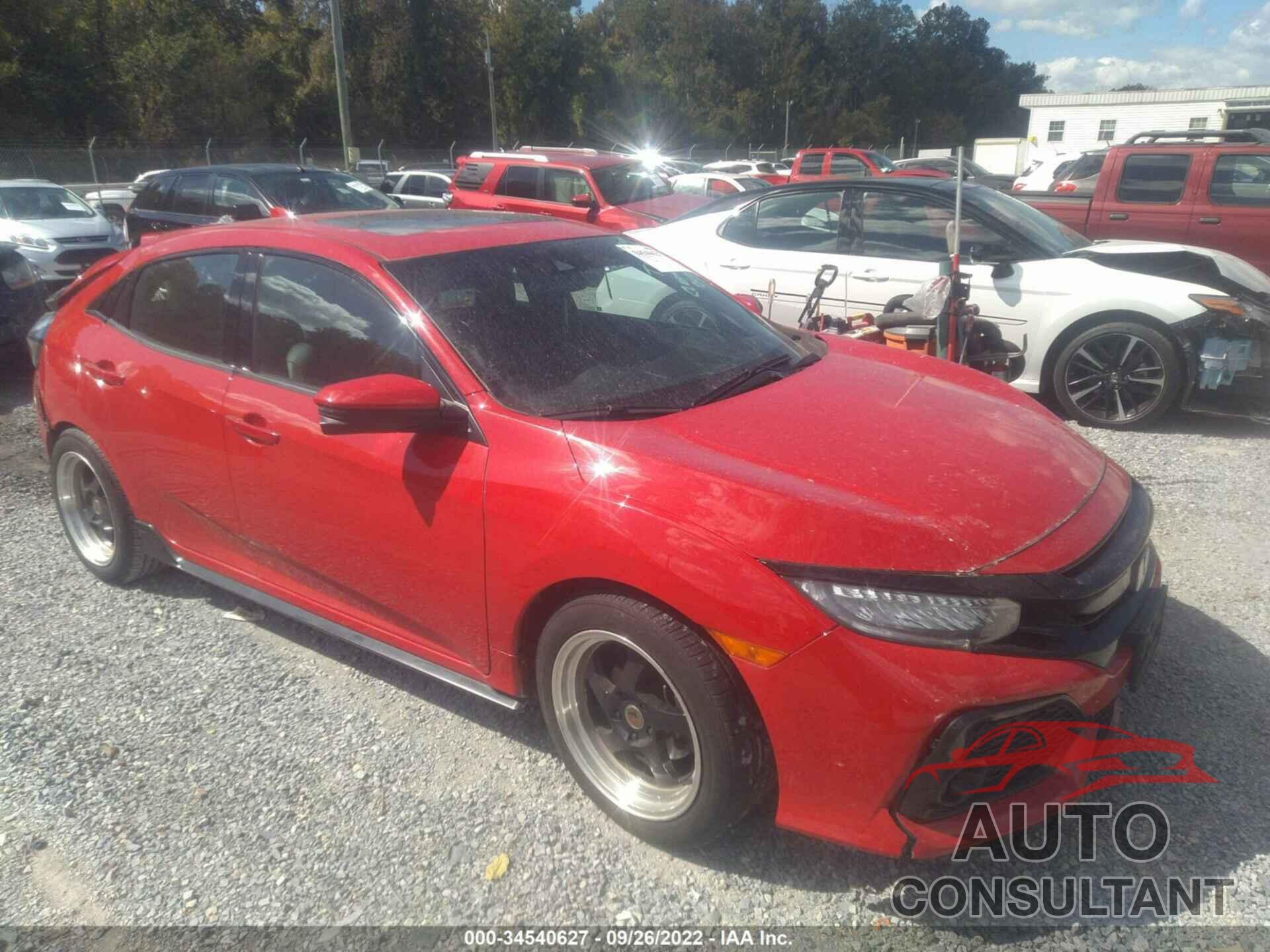 HONDA CIVIC HATCHBACK 2018 - SHHFK7H90JU214858
