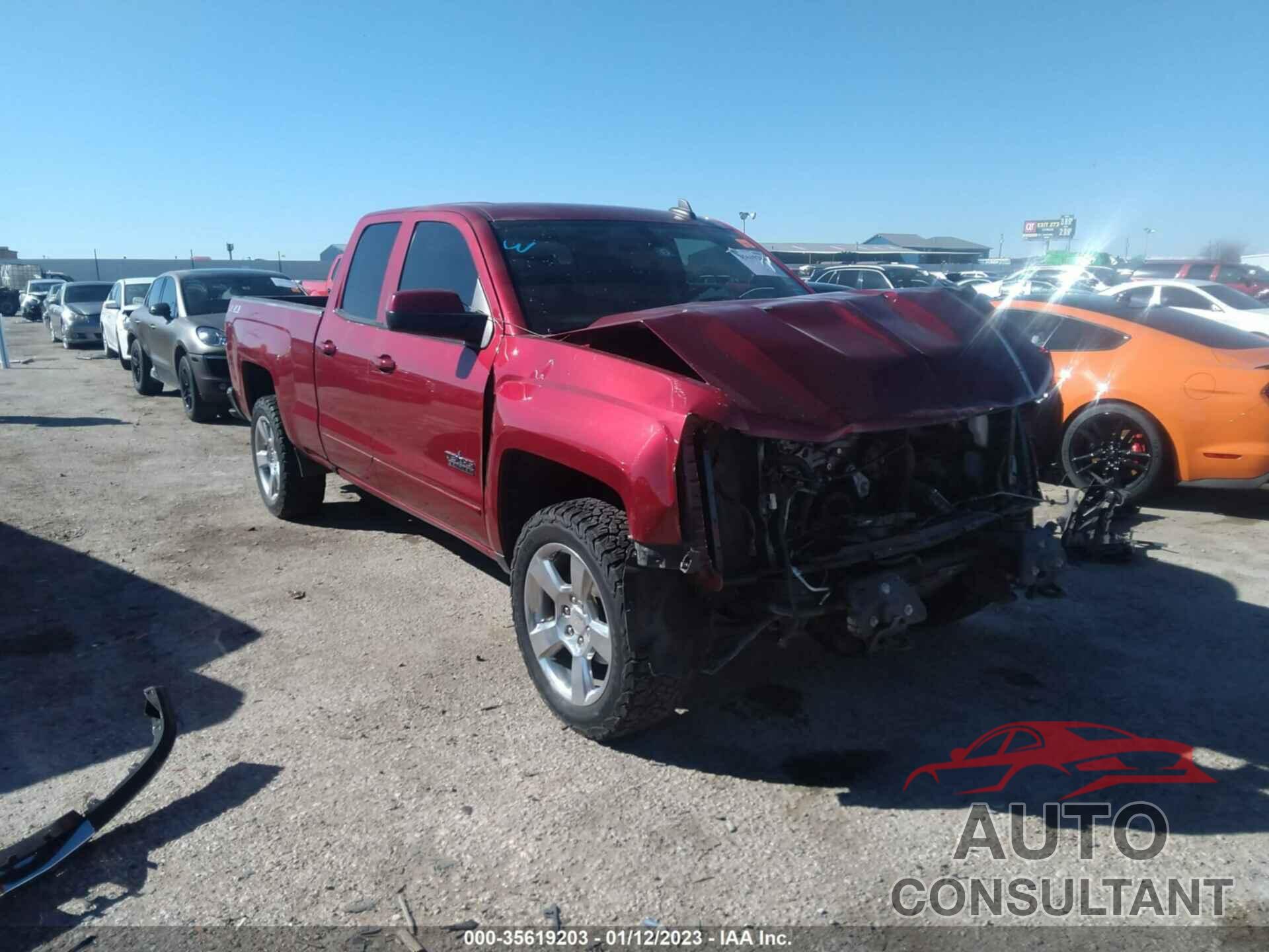 CHEVROLET SILVERADO 1500 2018 - 1GCVKREC1JZ290429