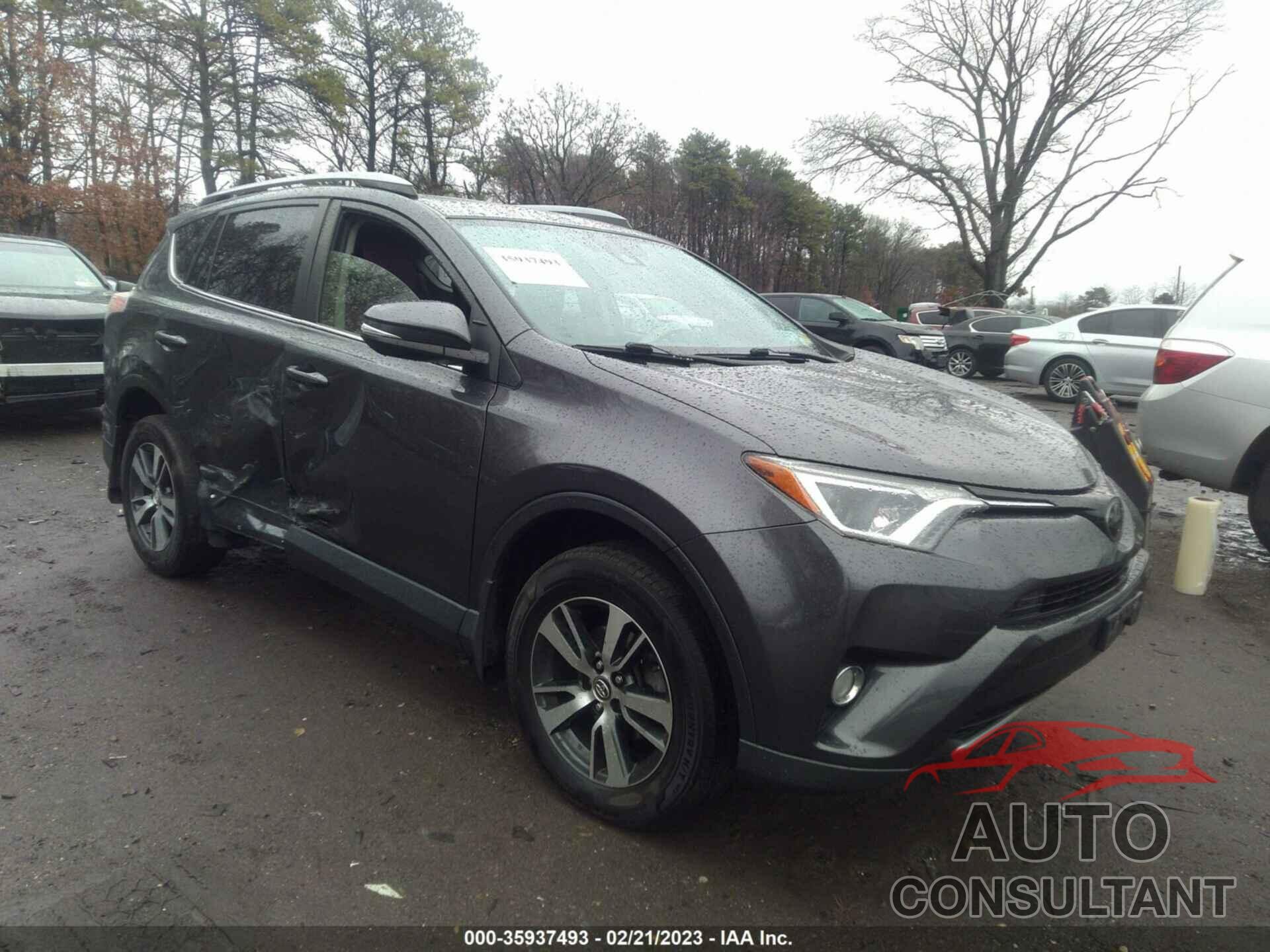 TOYOTA RAV4 2018 - JTMRFREV6JJ736273