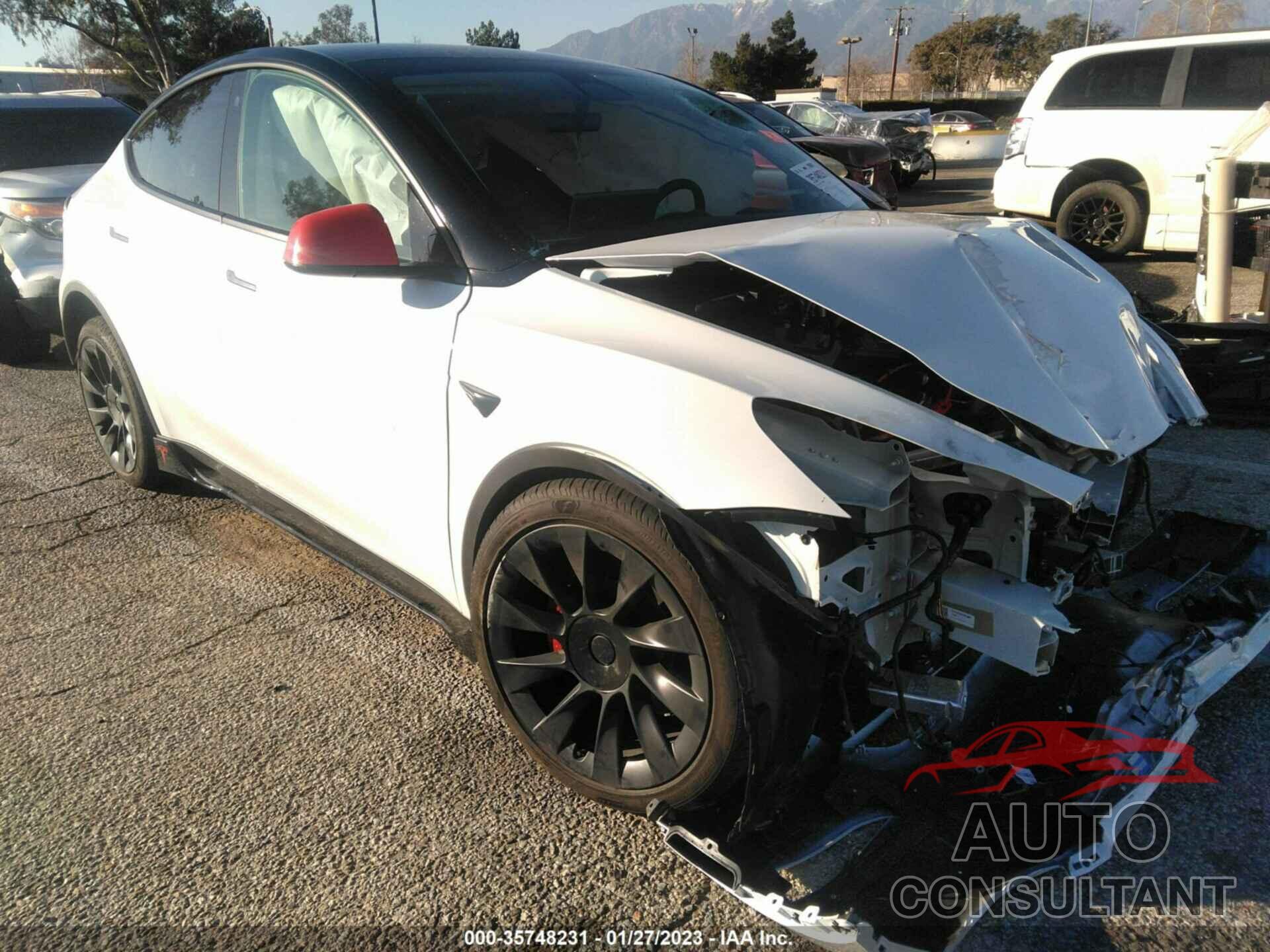 TESLA MODEL Y 2023 - 7SAYGDEE5PA043965