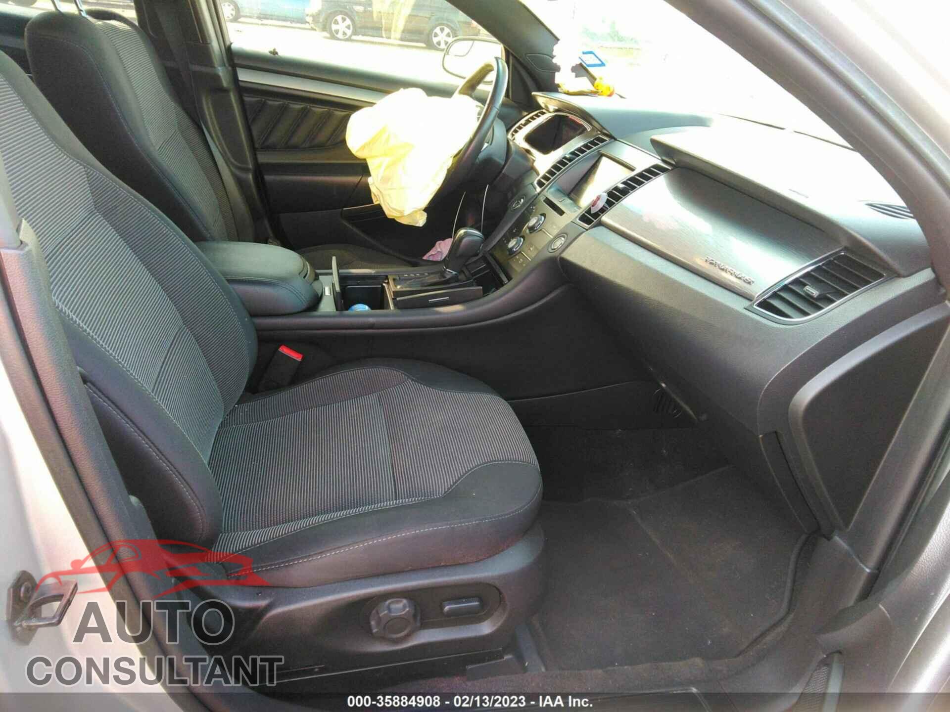 FORD TAURUS 2015 - 1FAHP2E81FG170253