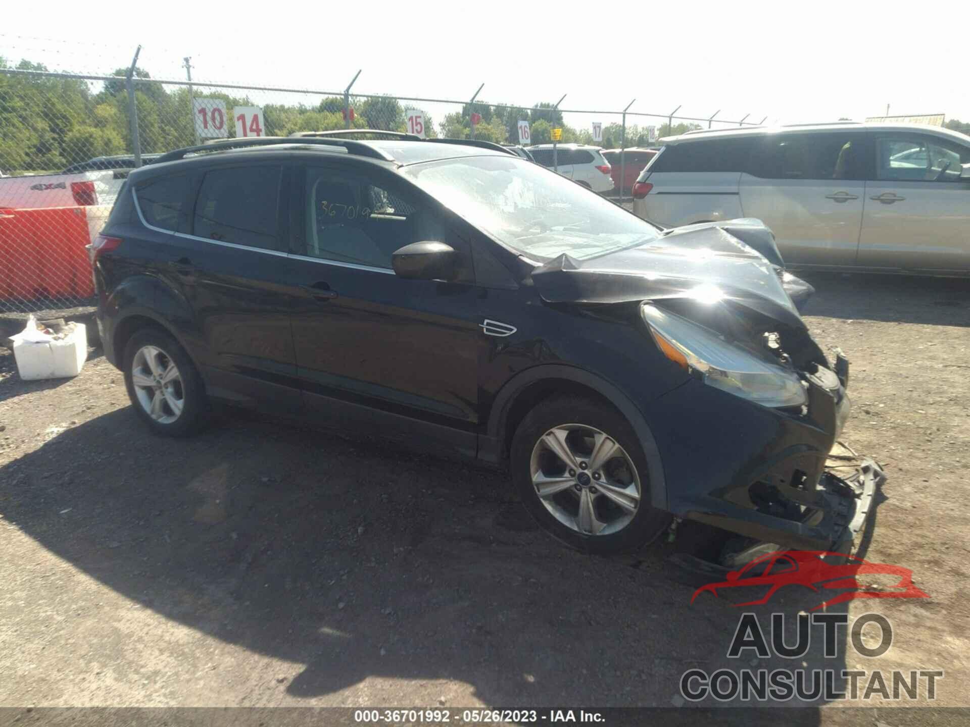 FORD ESCAPE 2015 - 1FMCU9G91FUA02458